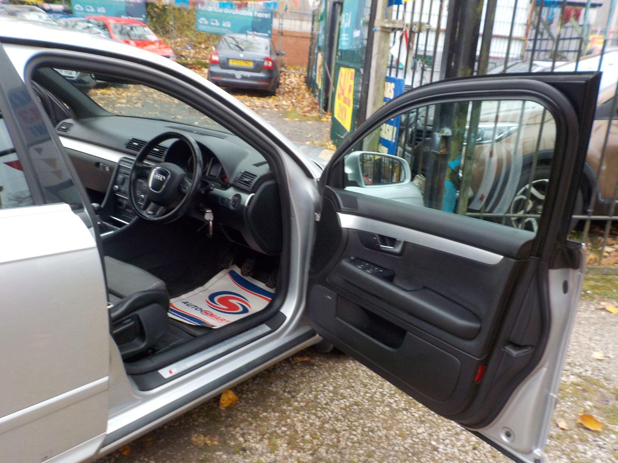 Audi A4 2.0 TDI S line Special Edition 4dr