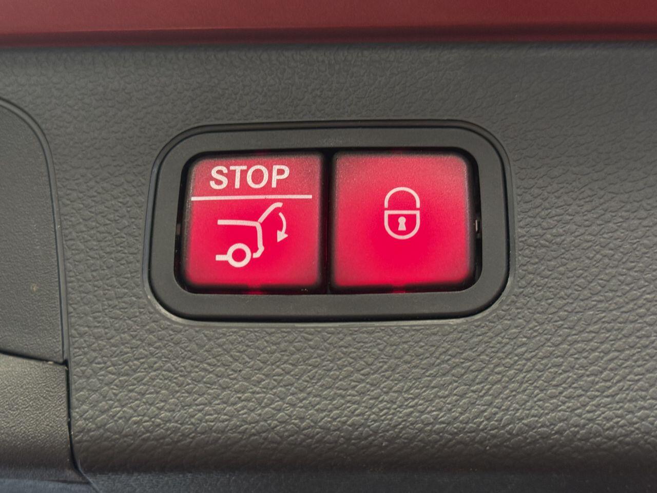 Mercedes-Benz GLC view 18