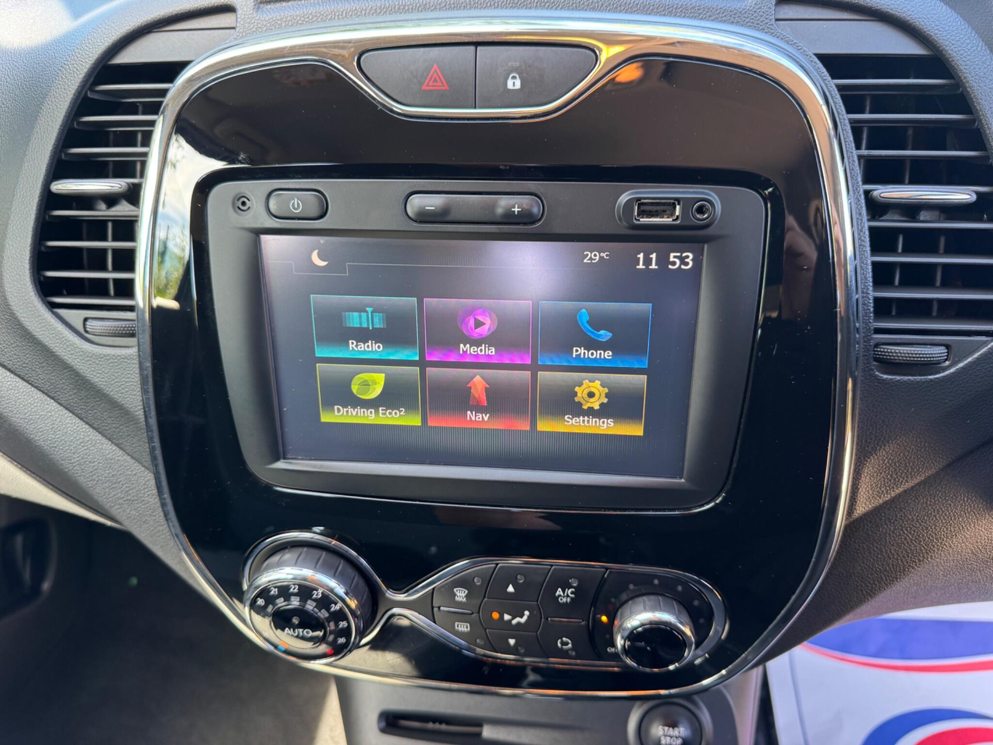 Renault Captur view 19