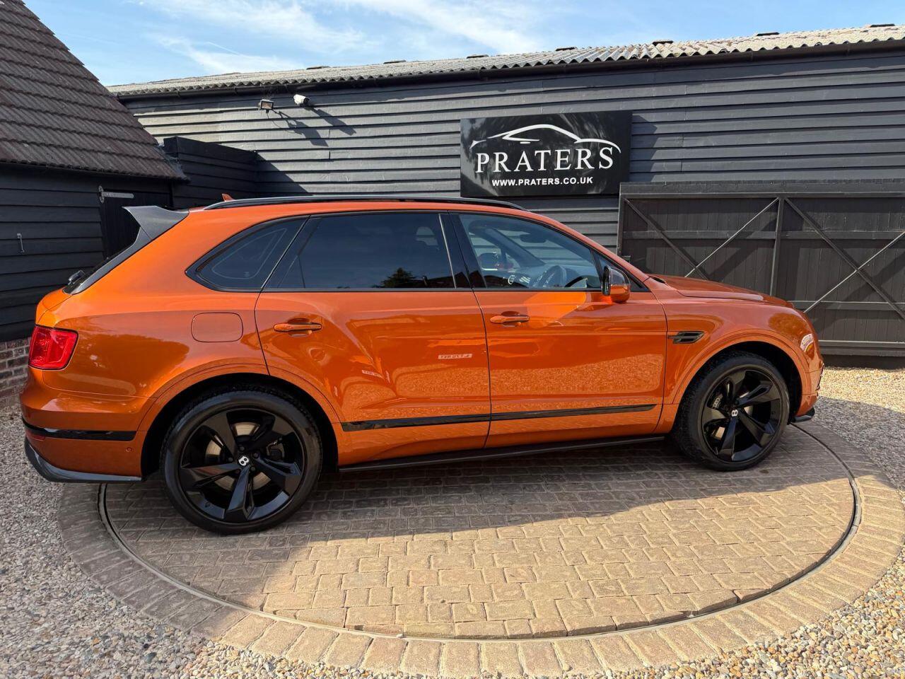 Bentley Bentayga view 61