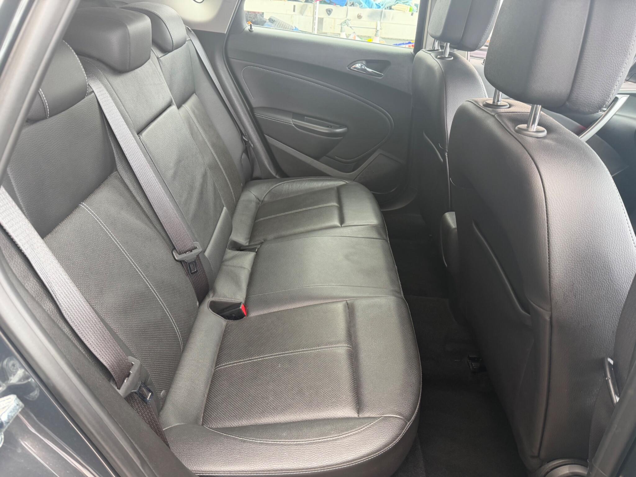 Vauxhall Astra view 18