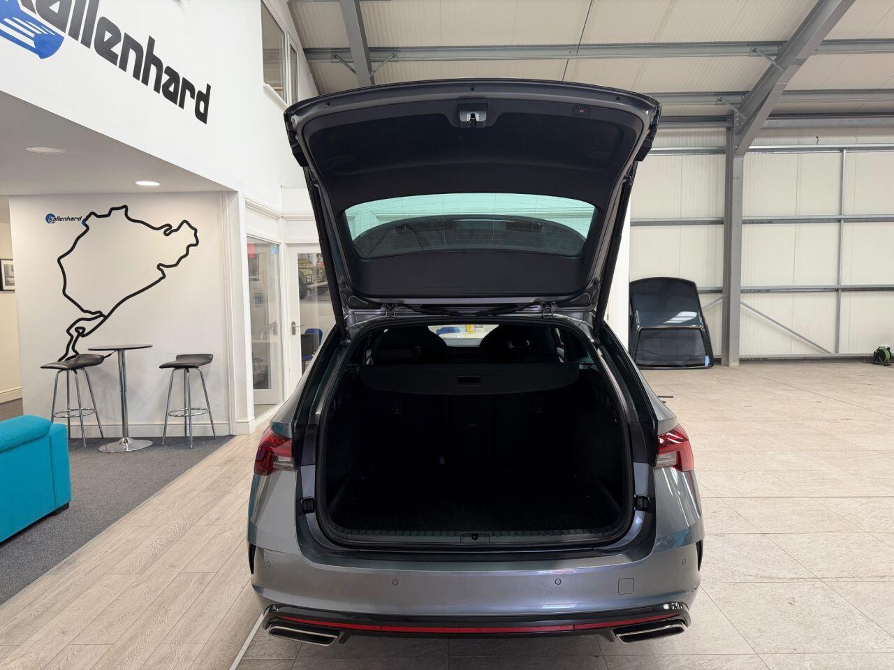 Skoda Octavia view 35