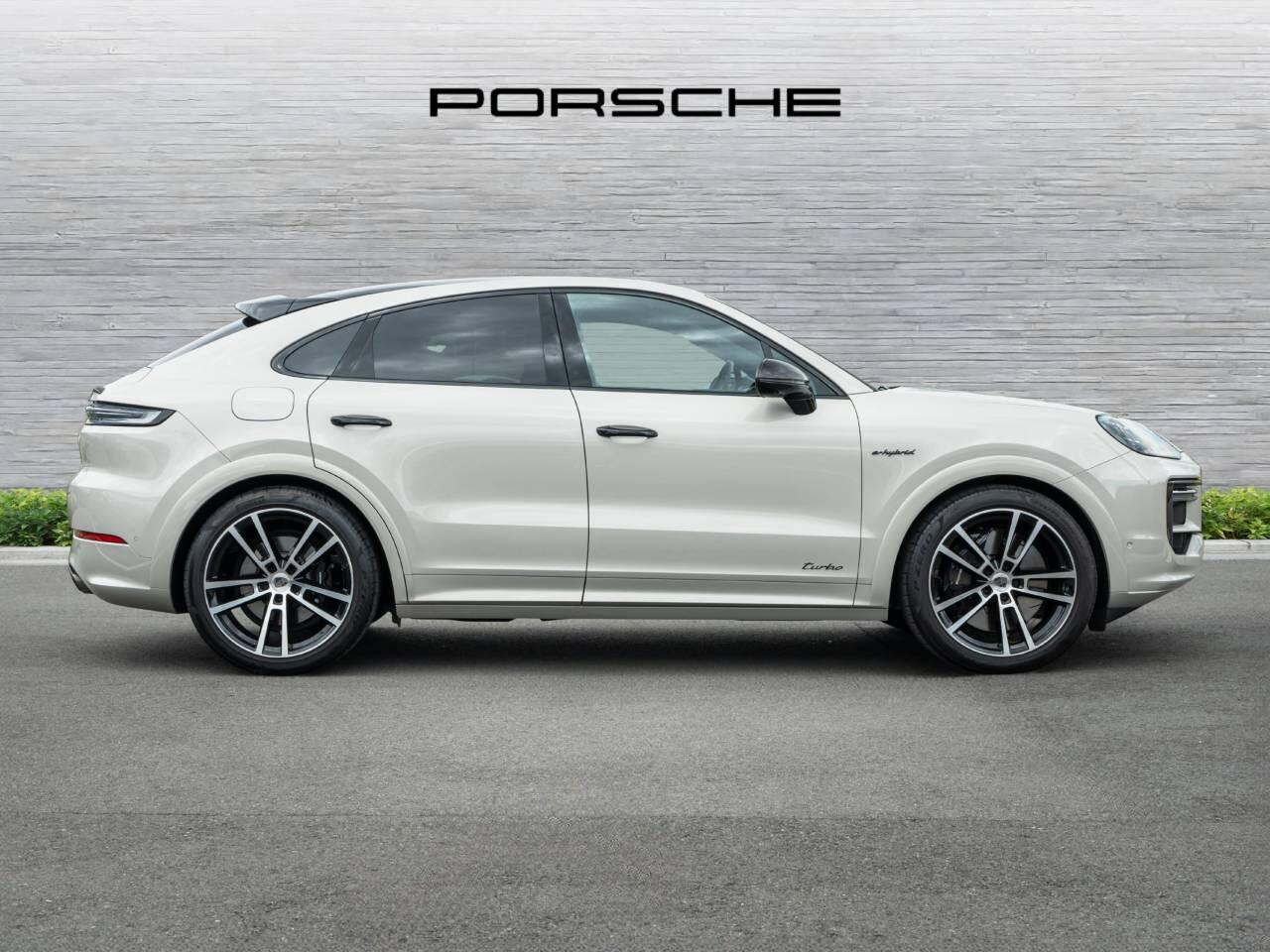 Porsche Cayenne view 2