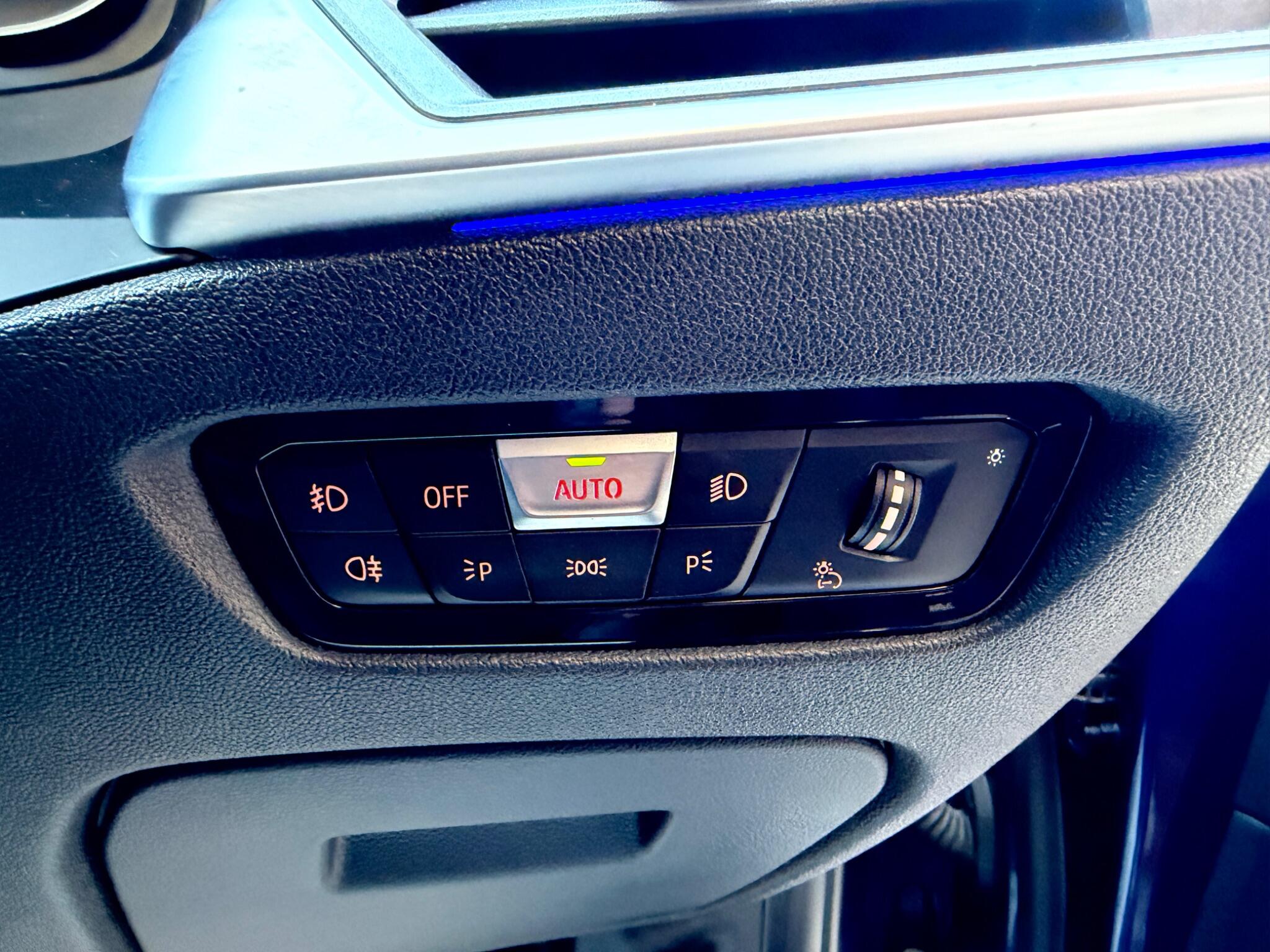 BMW 3 Series view 28