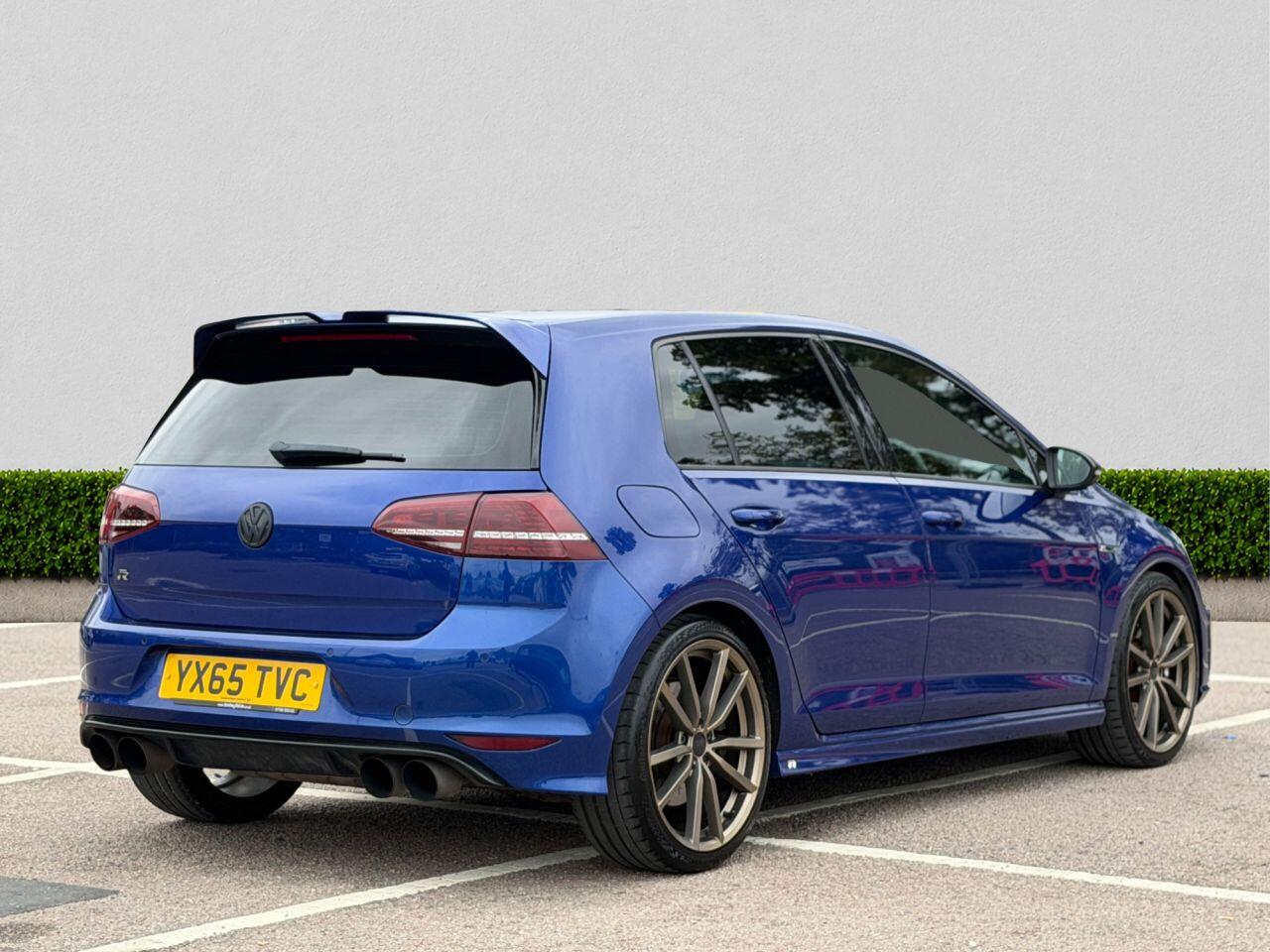 Volkswagen Golf view 7