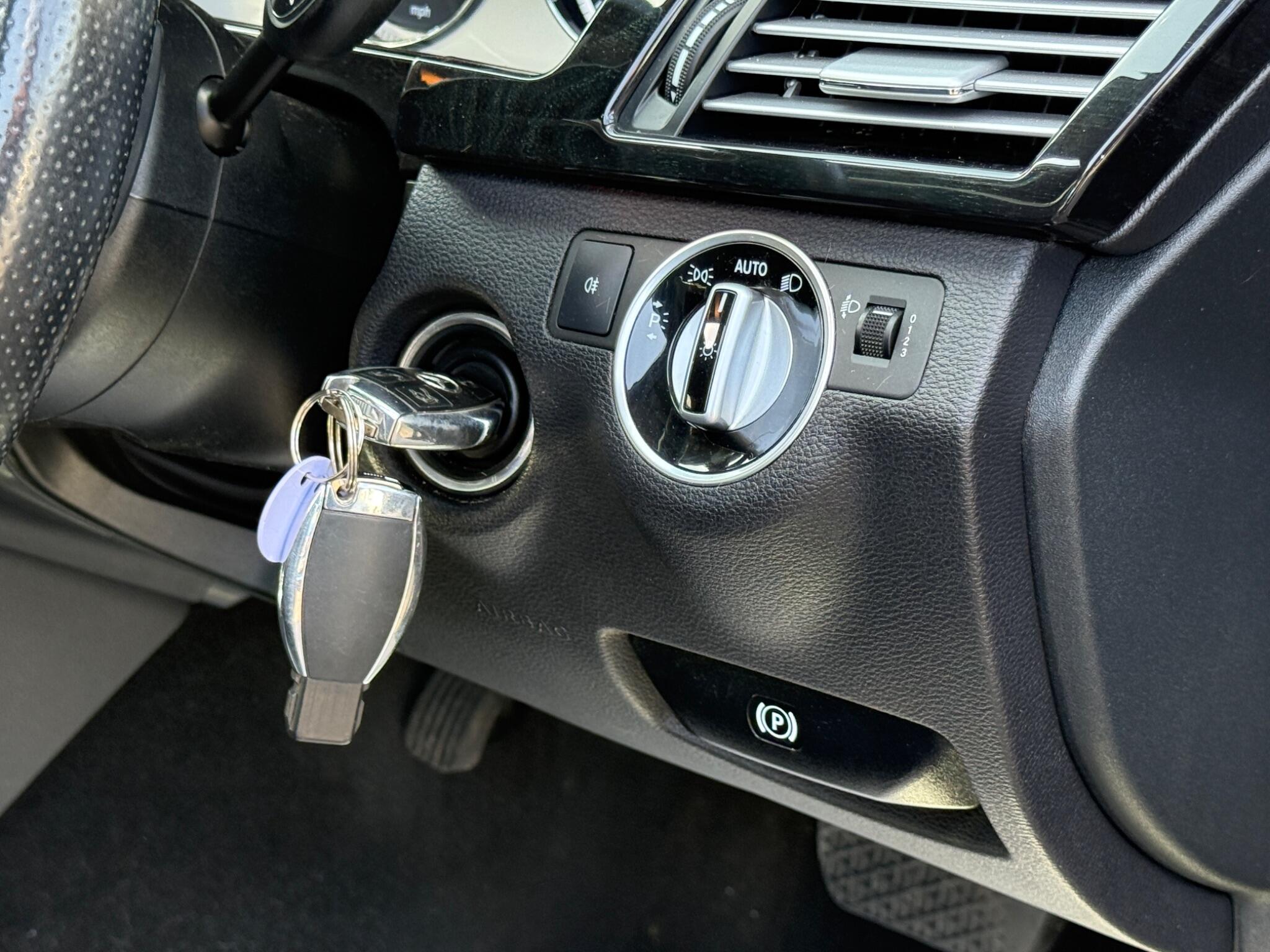 Mercedes-Benz E Class - Image 14