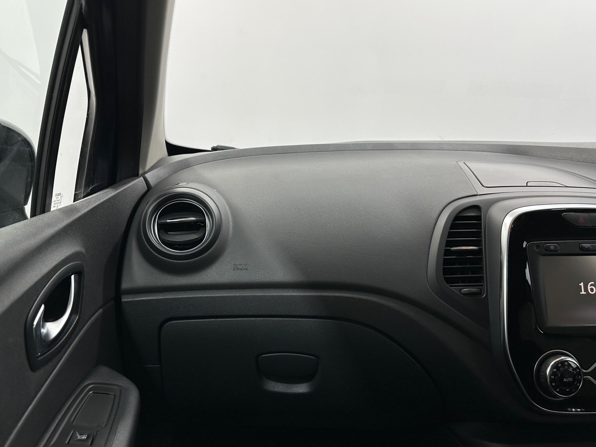Renault Captur view 26