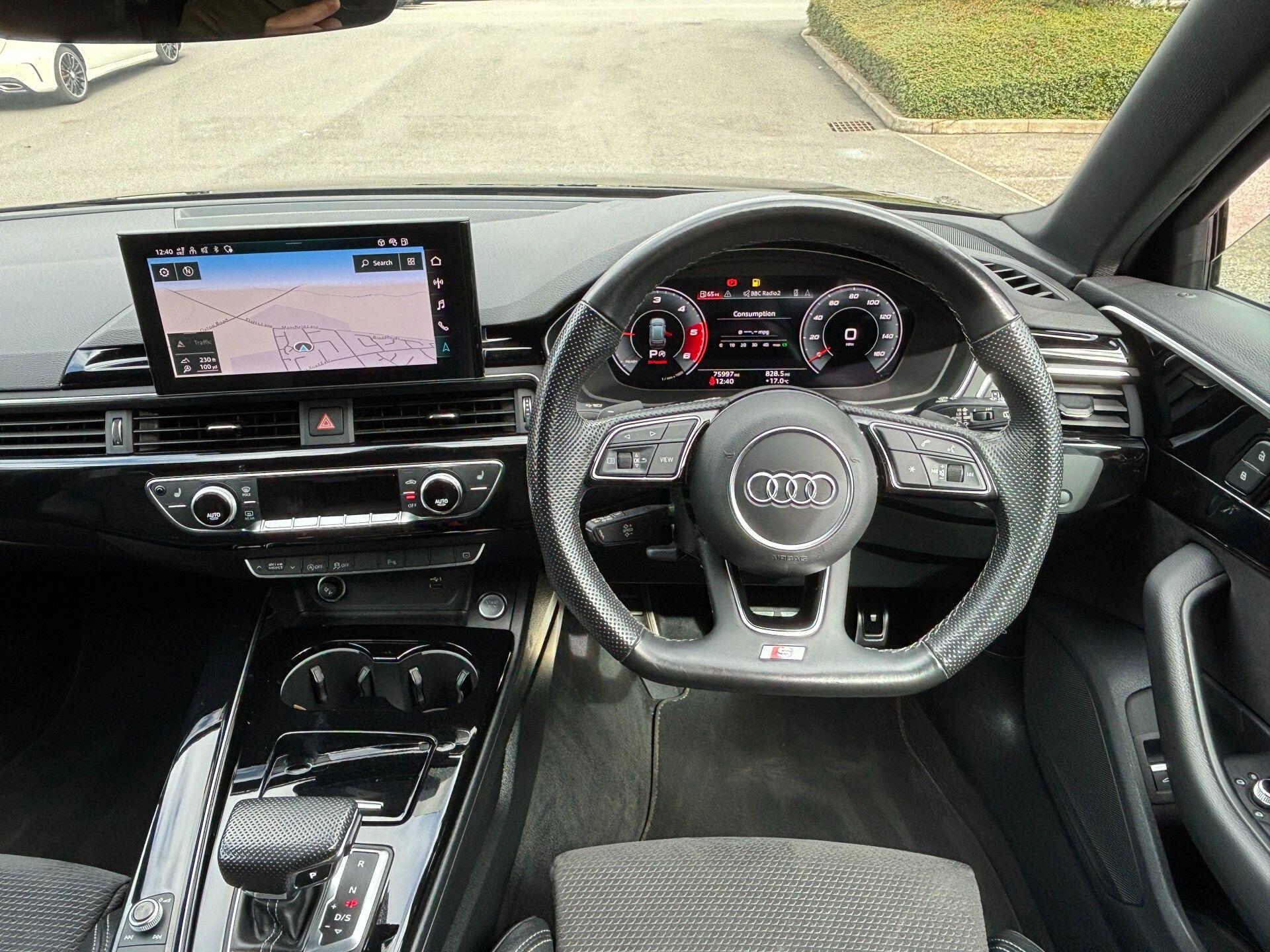 Audi A4 view 29