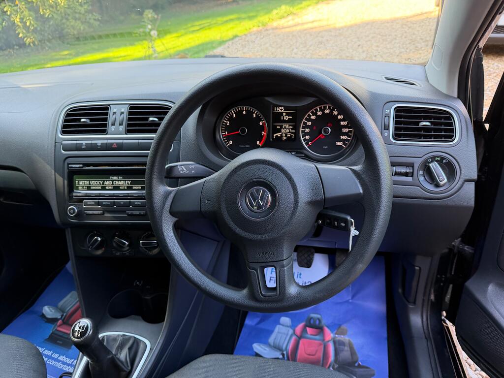 Volkswagen Polo view 16