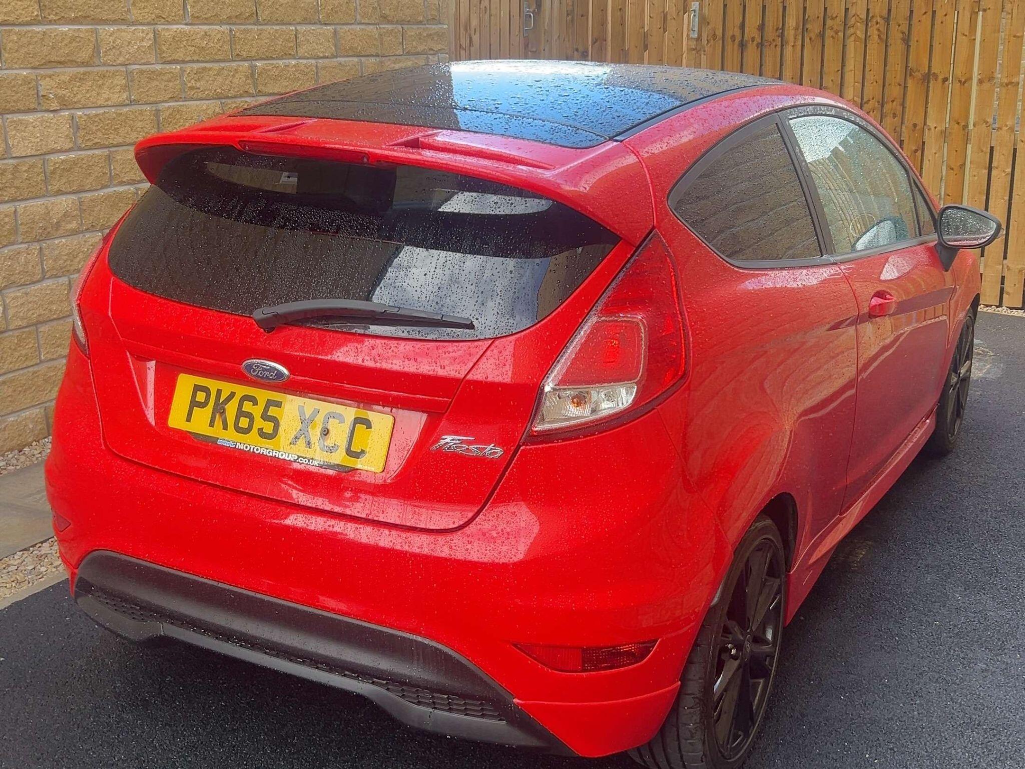 Ford Fiesta view 3