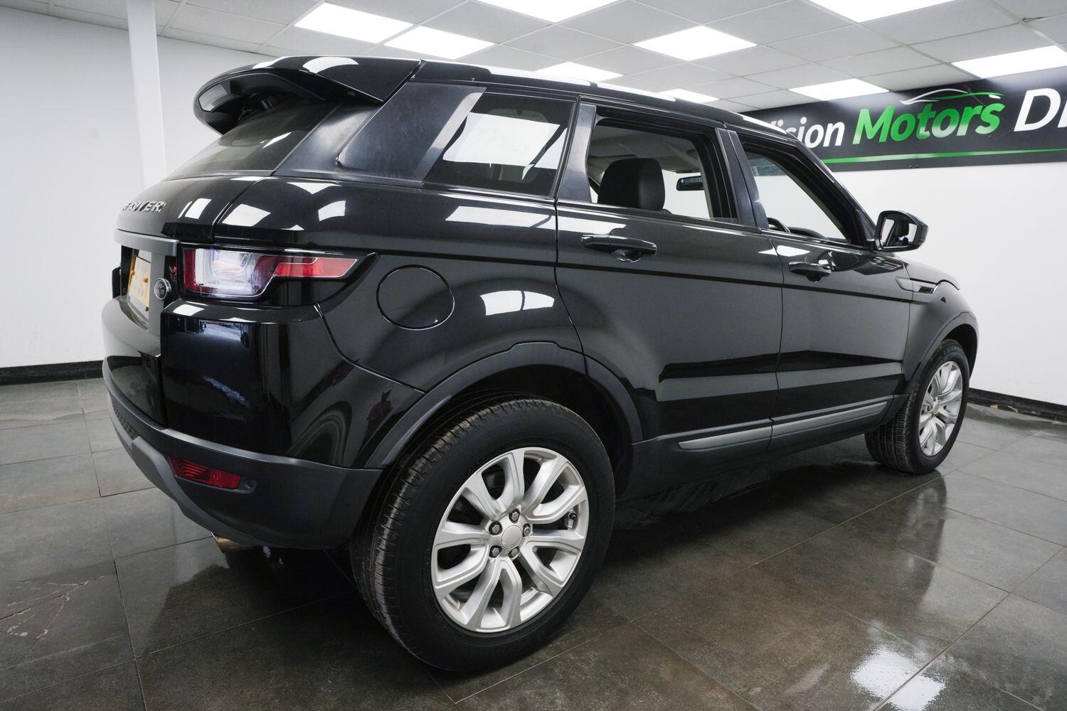 Land Rover Range Rover Evoque view 5