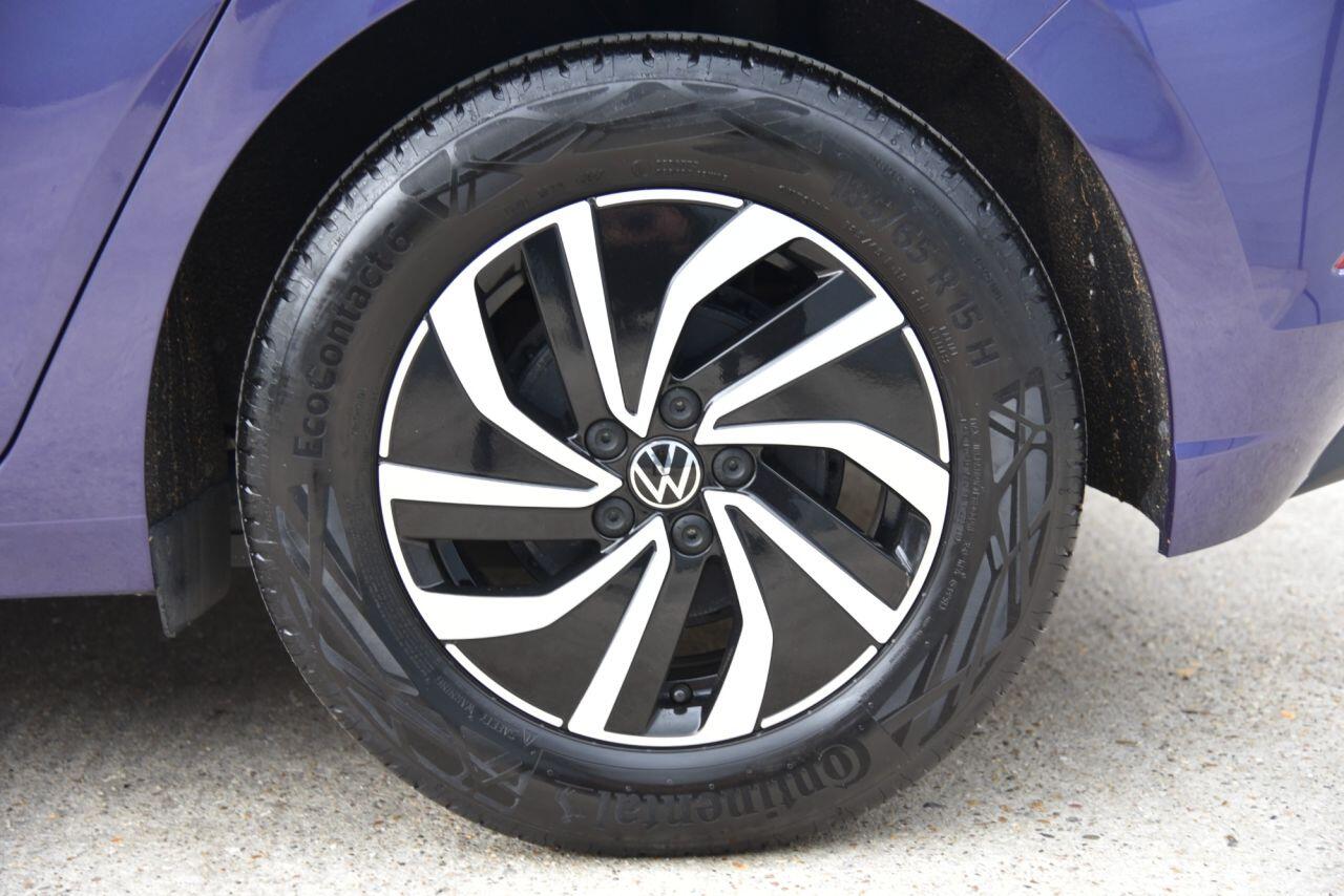 Volkswagen Polo view 63