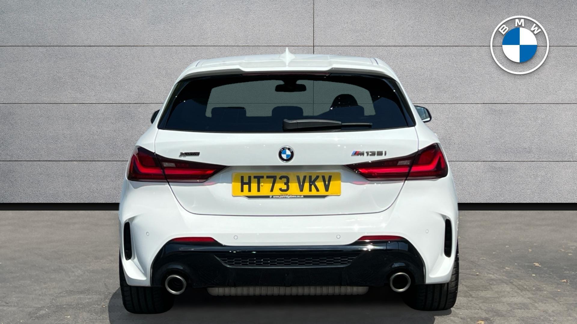 BMW 1 Series view 15
