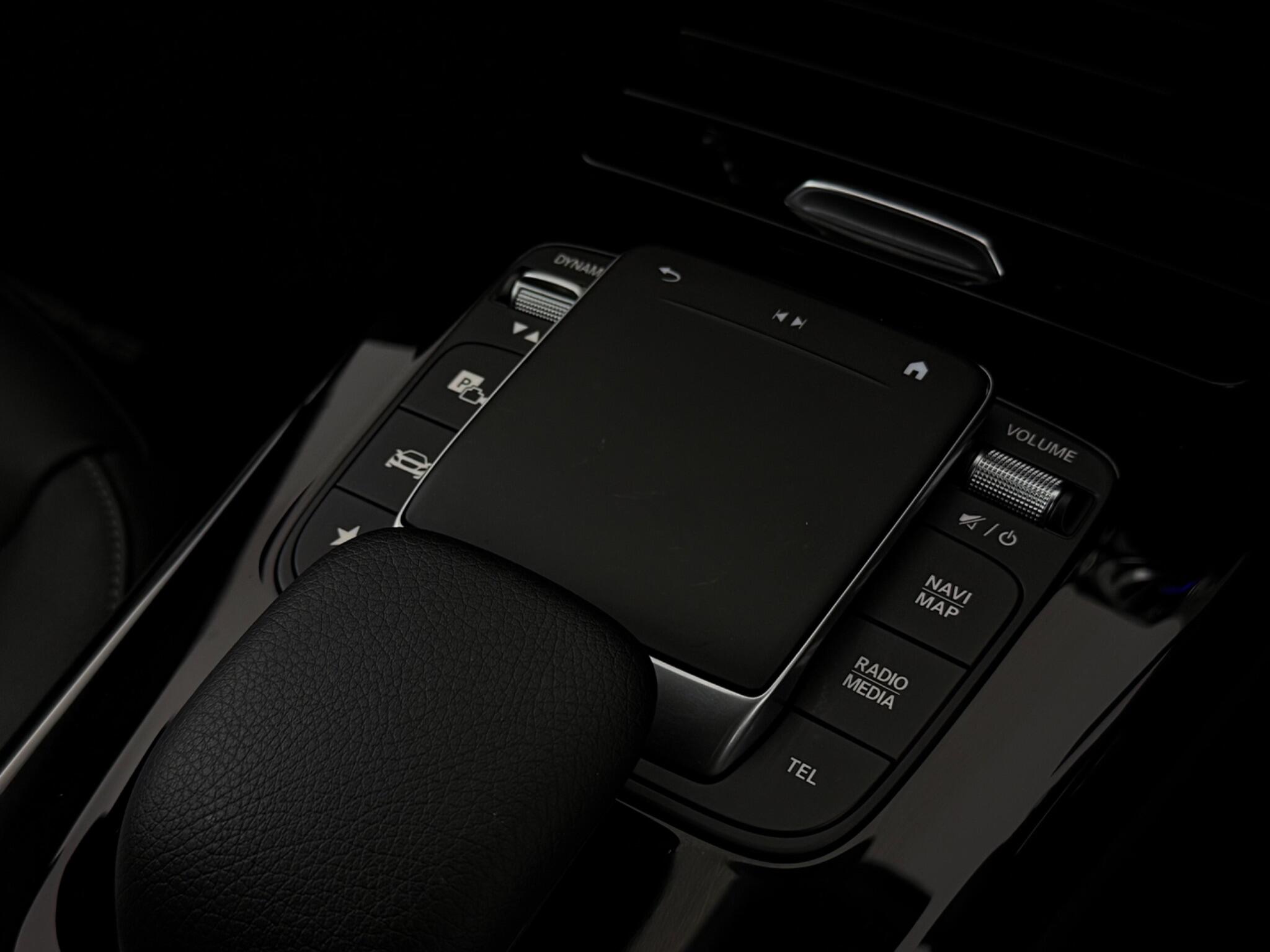Mercedes-Benz CLA view 24