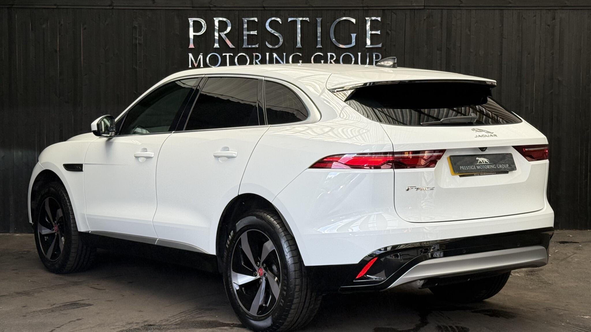Jaguar F-Pace view 19