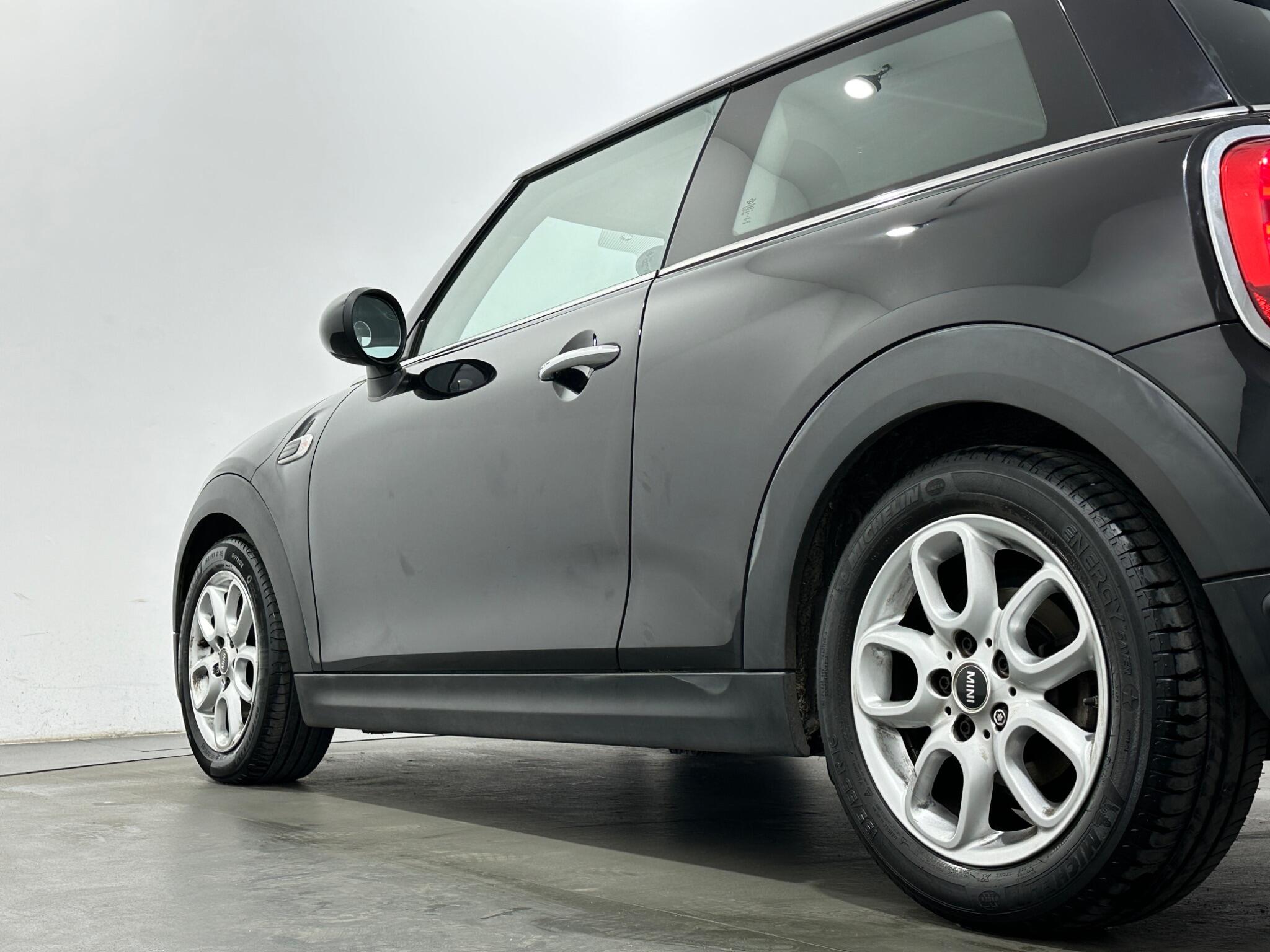 Mini Cooper view 44