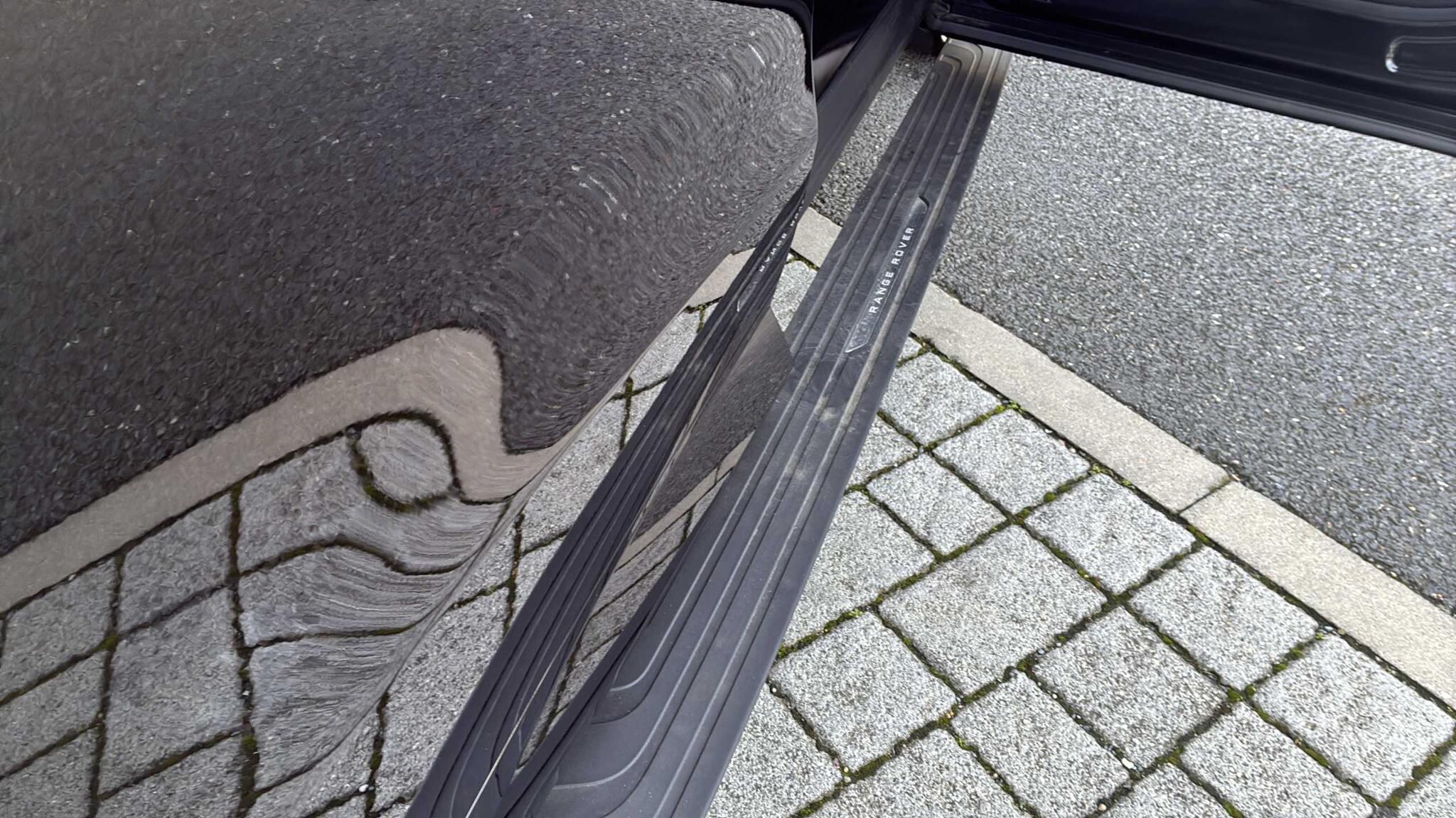 Land Rover Range Rover Sport view 36