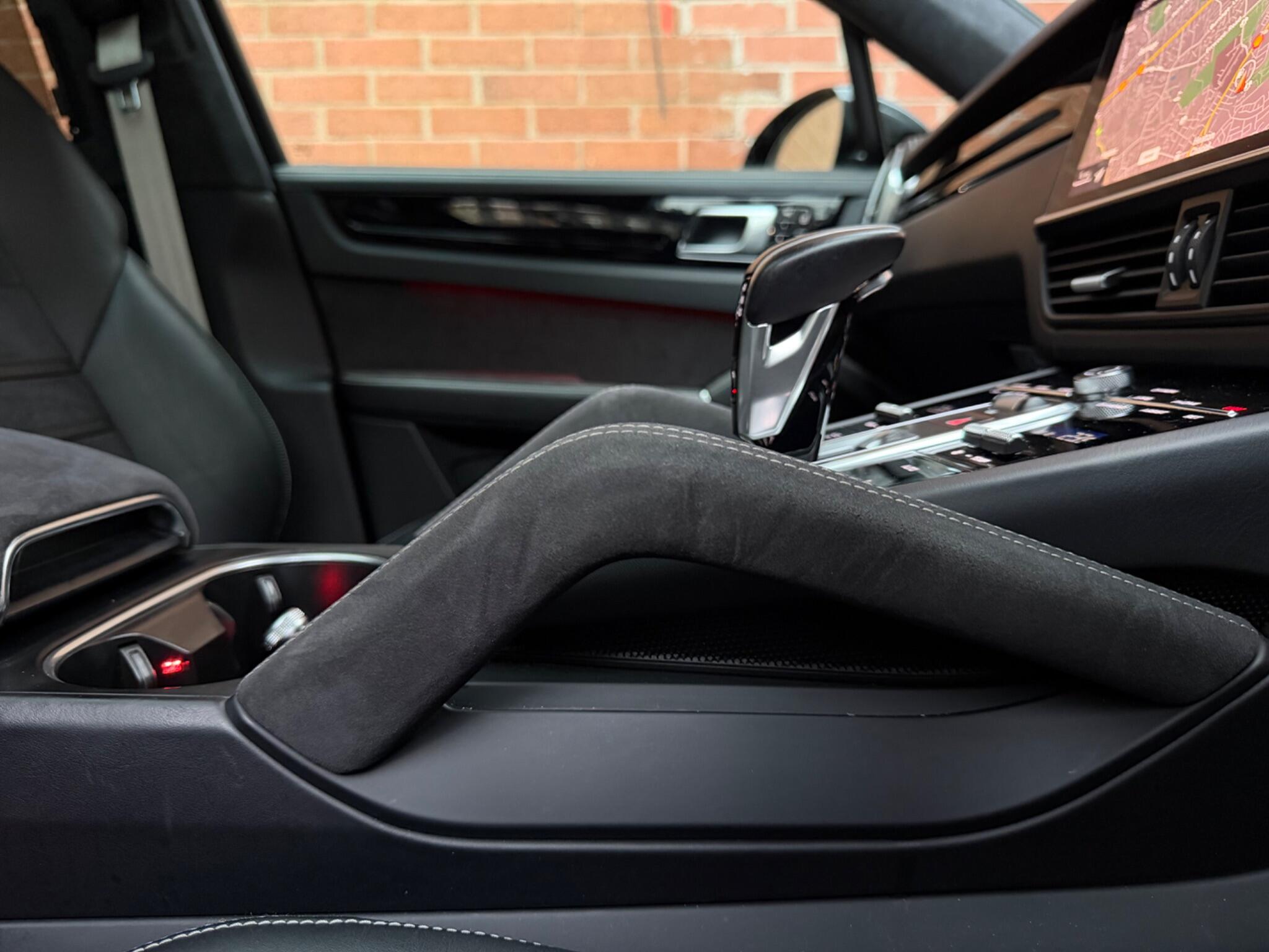 Porsche Cayenne view 69