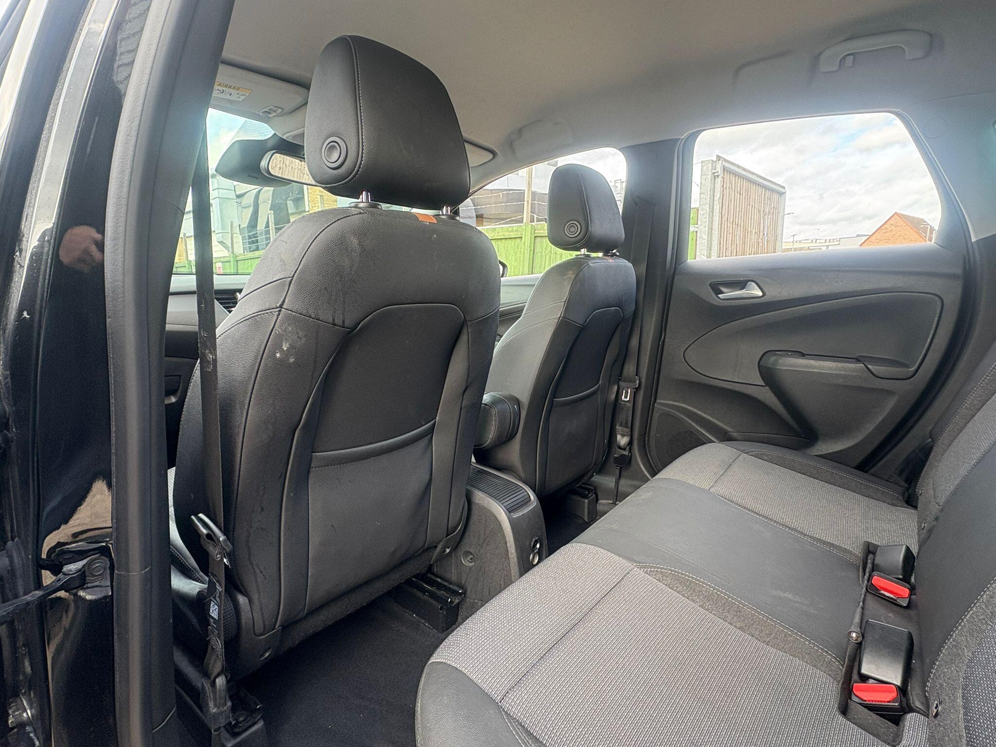 Vauxhall Crossland view 17