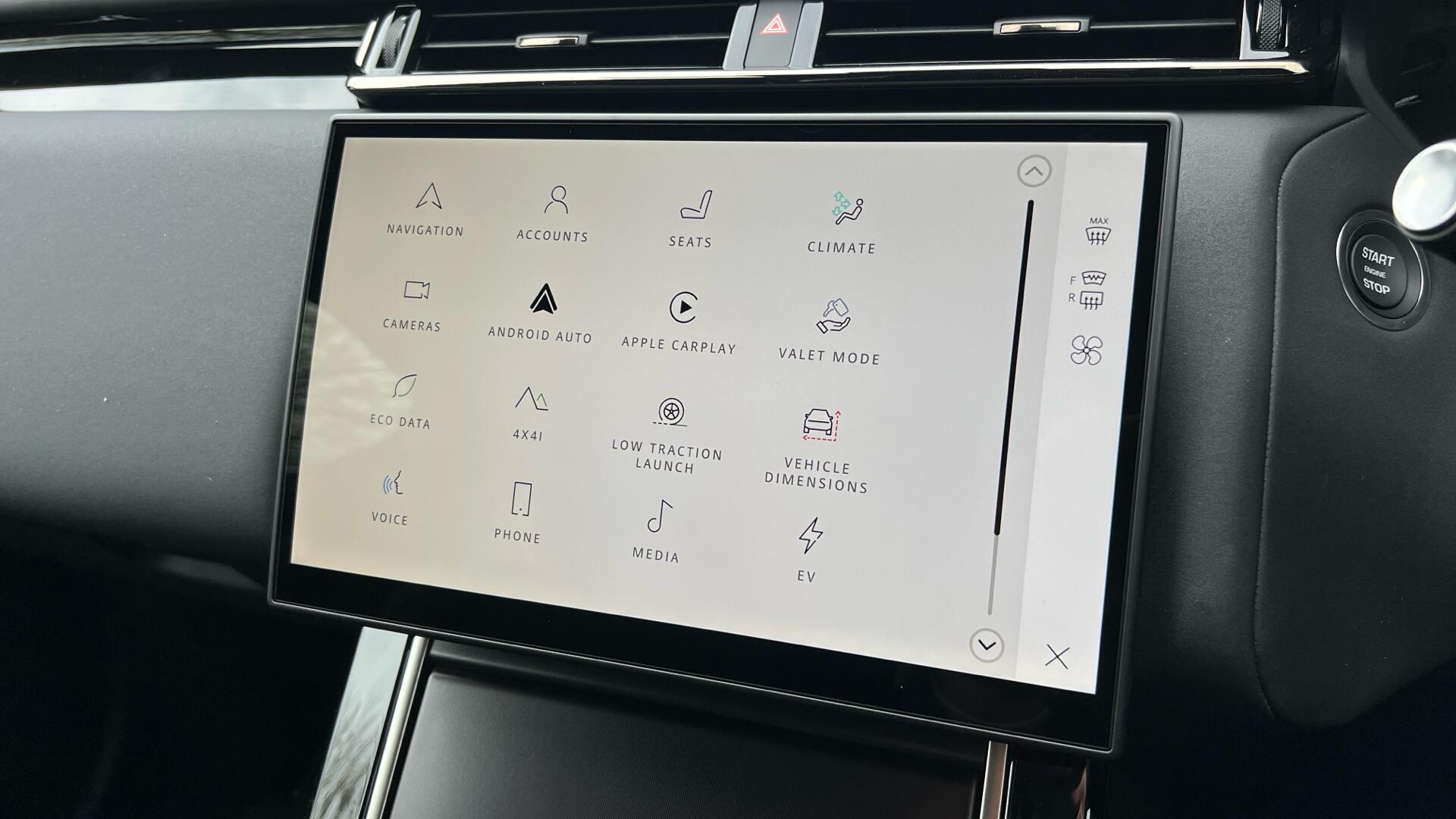 Land Rover Range Rover Velar view 29