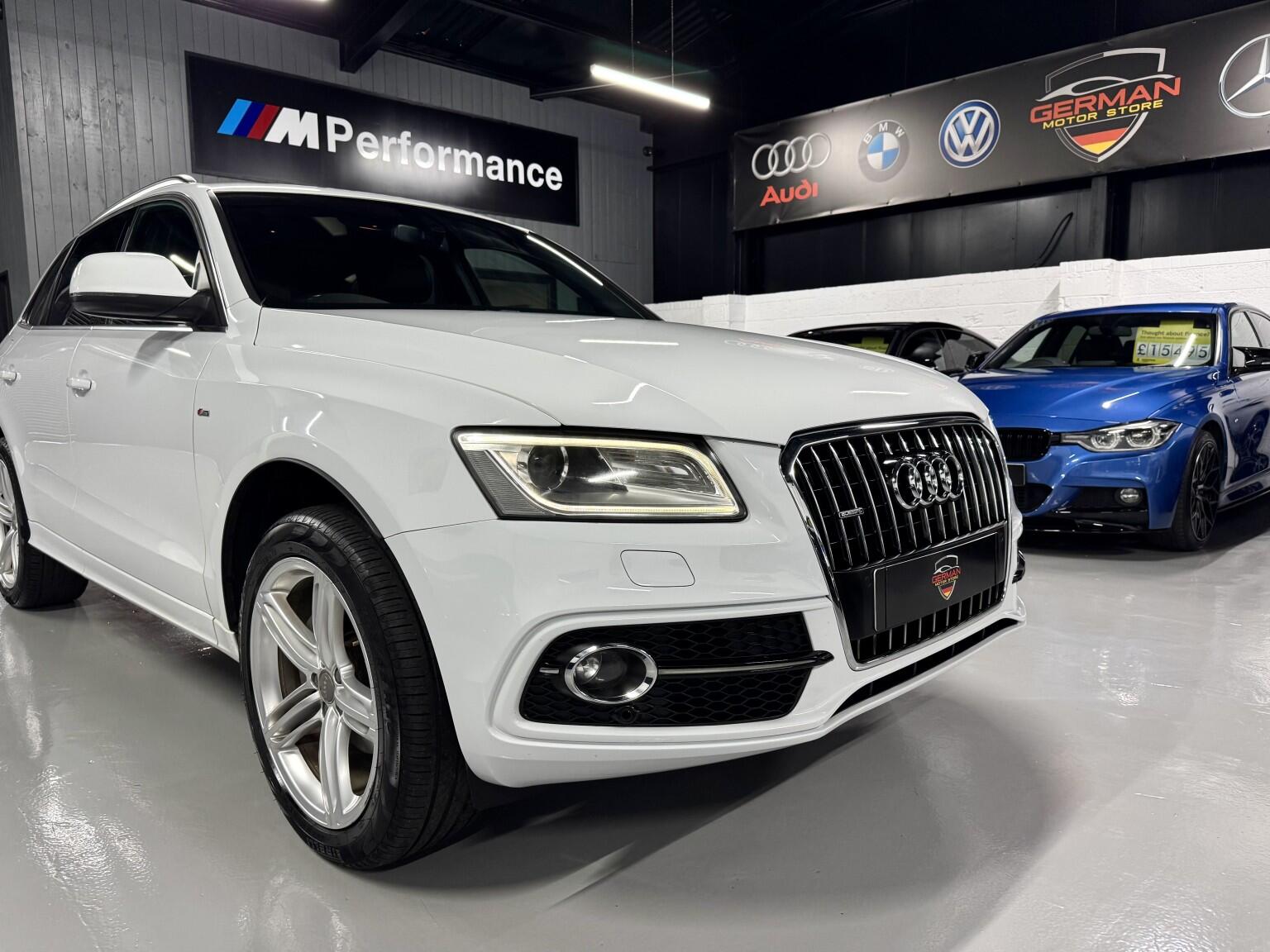 Audi Q5 view 25