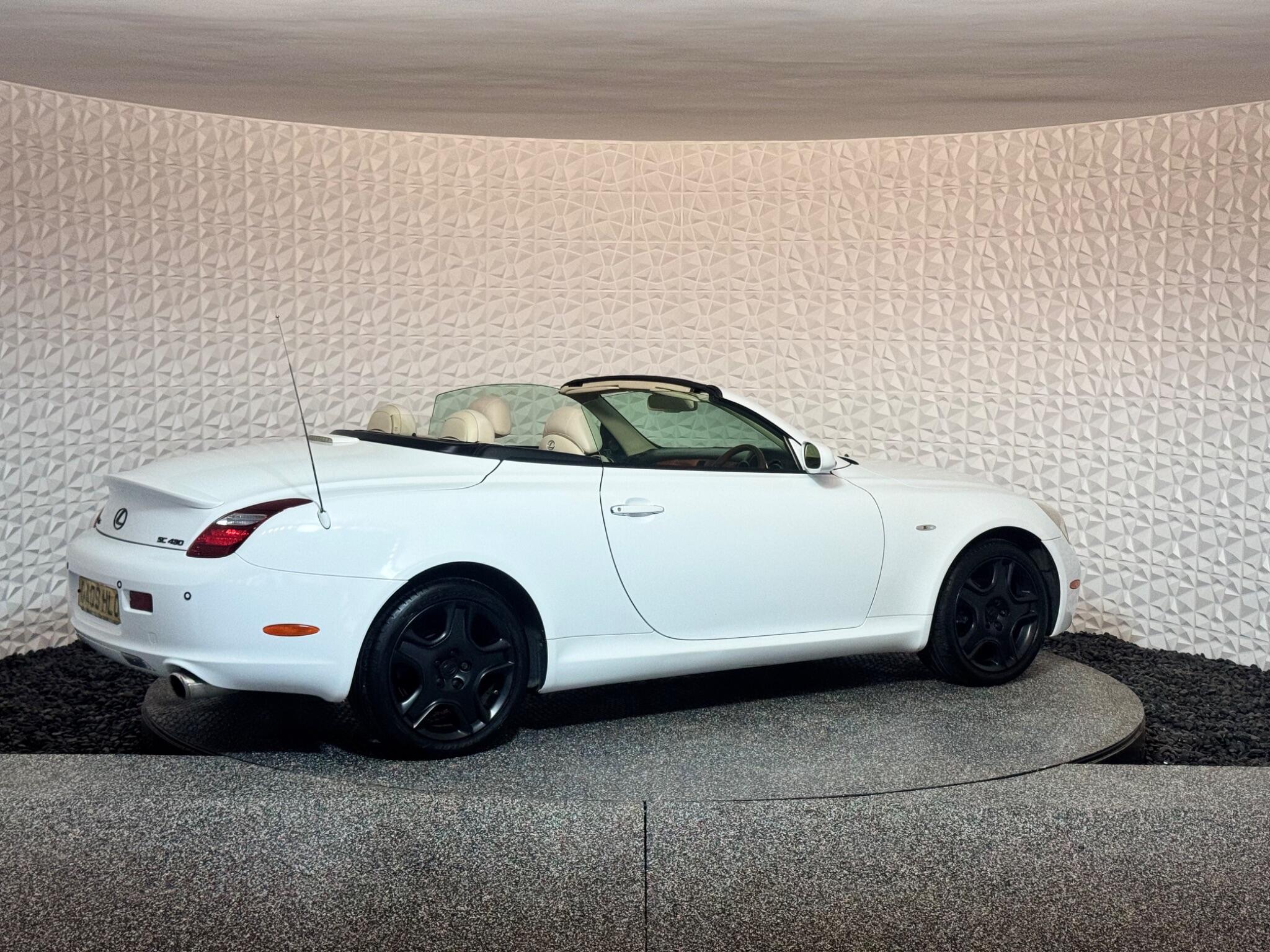 Lexus SC view 11