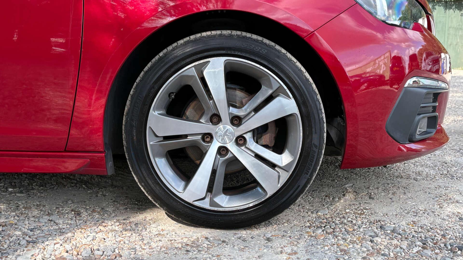 Peugeot 308 view 36