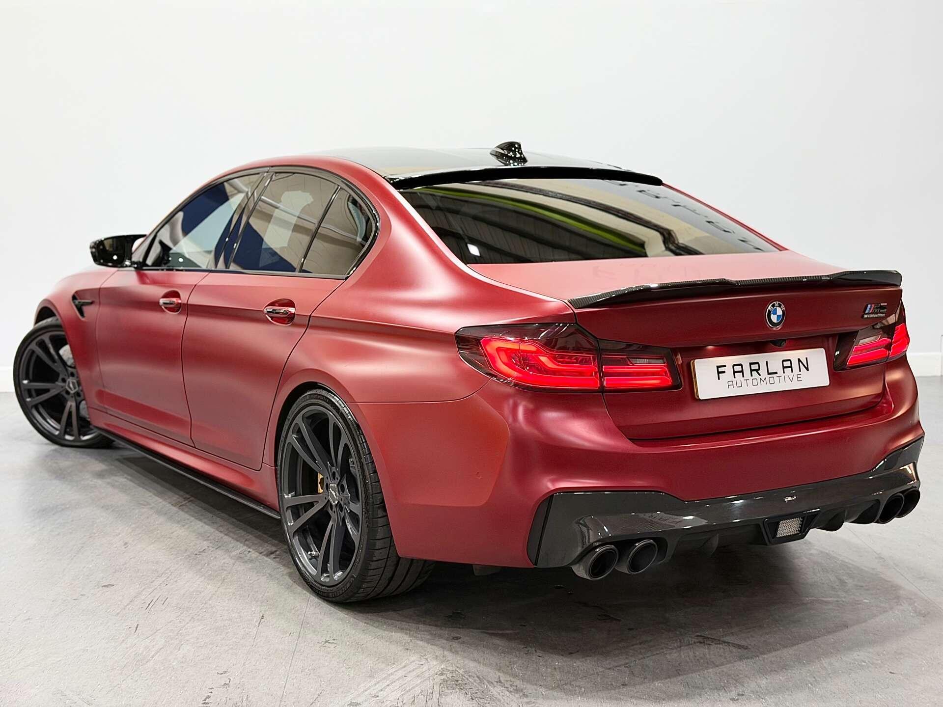 BMW M5 view 25