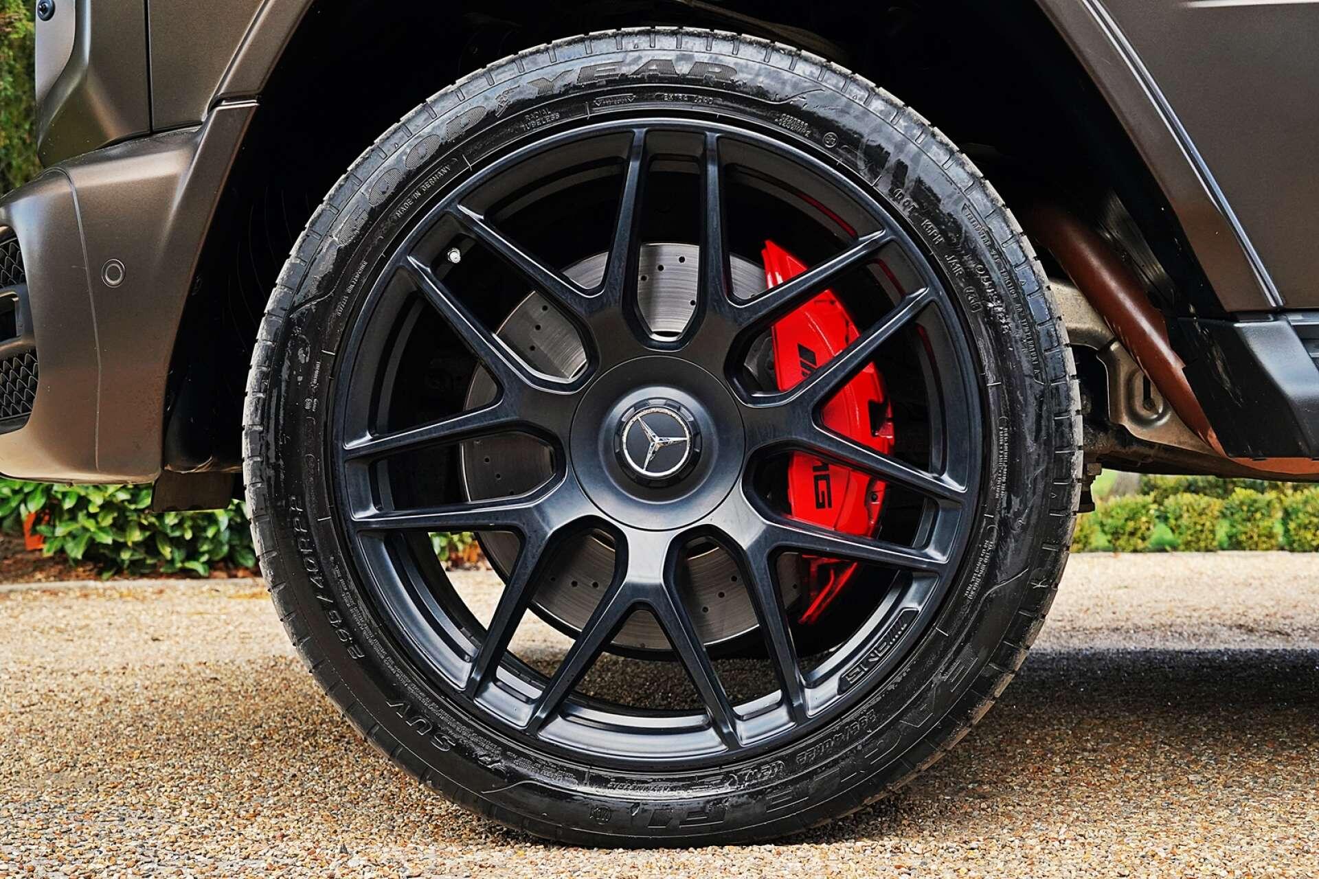 Mercedes-Benz G-Class view 2