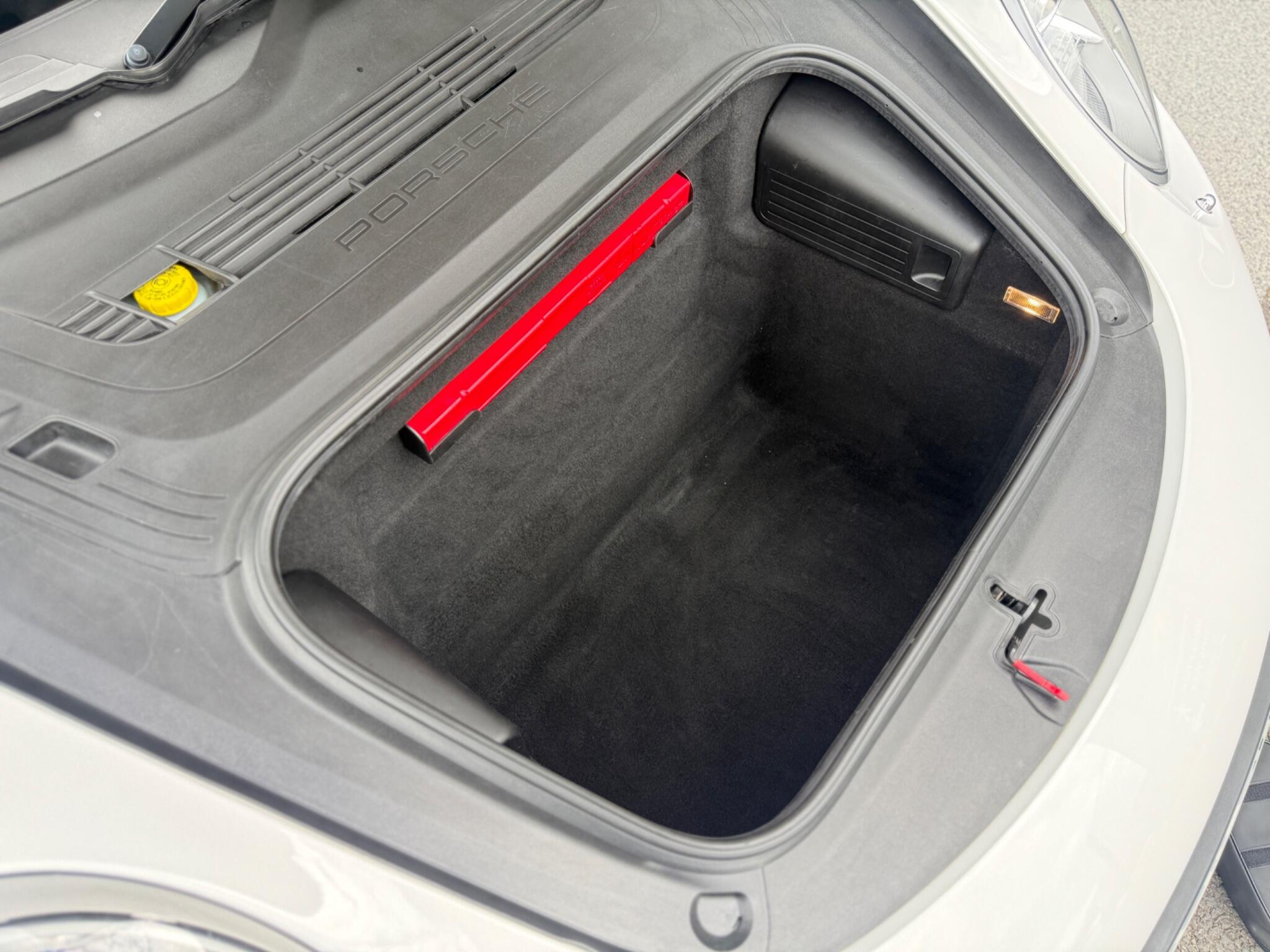 Porsche 911 view 48