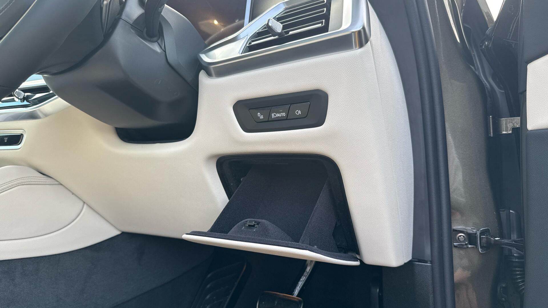 BMW X6 view 44