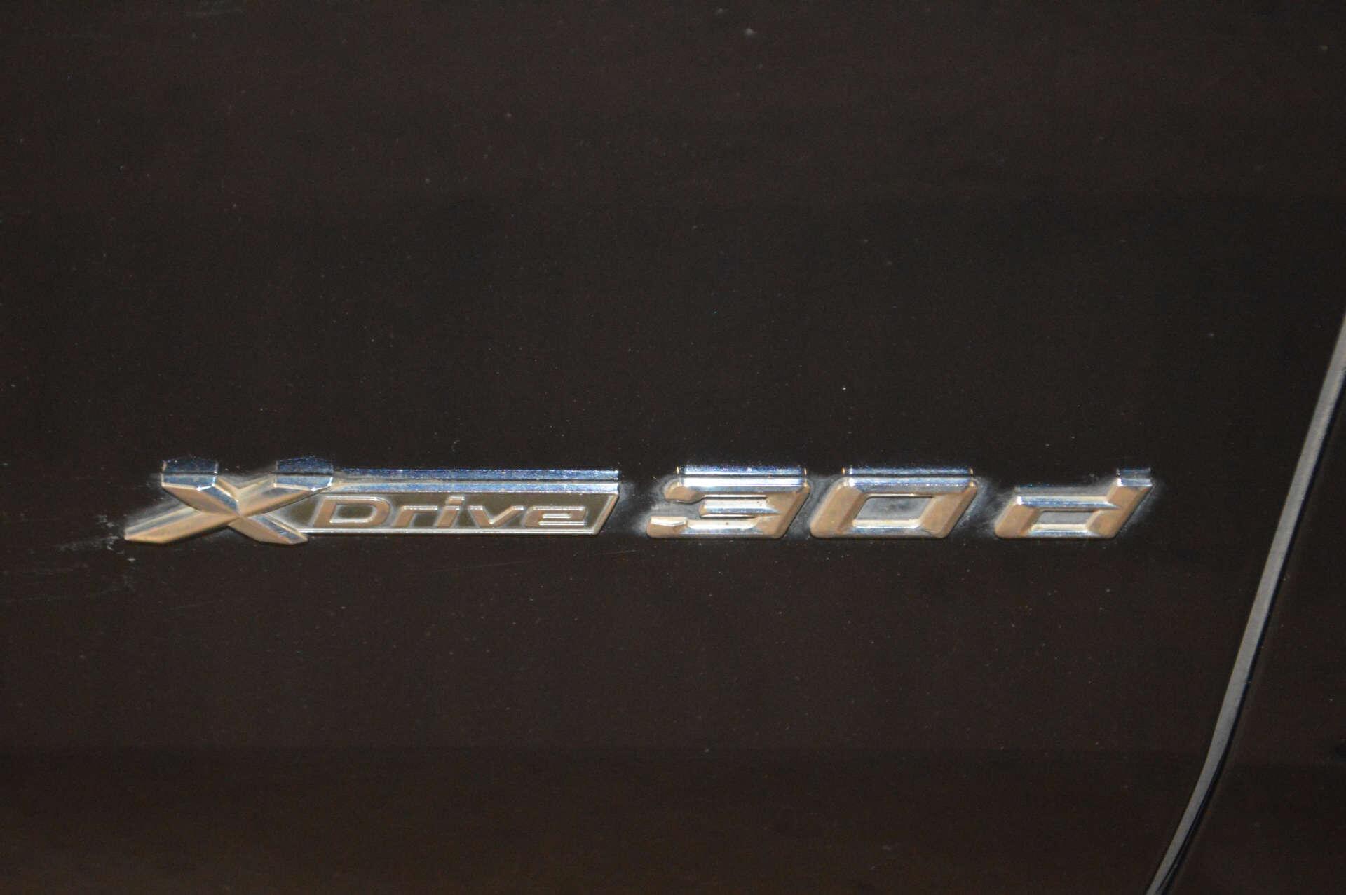 BMW X6 view 43