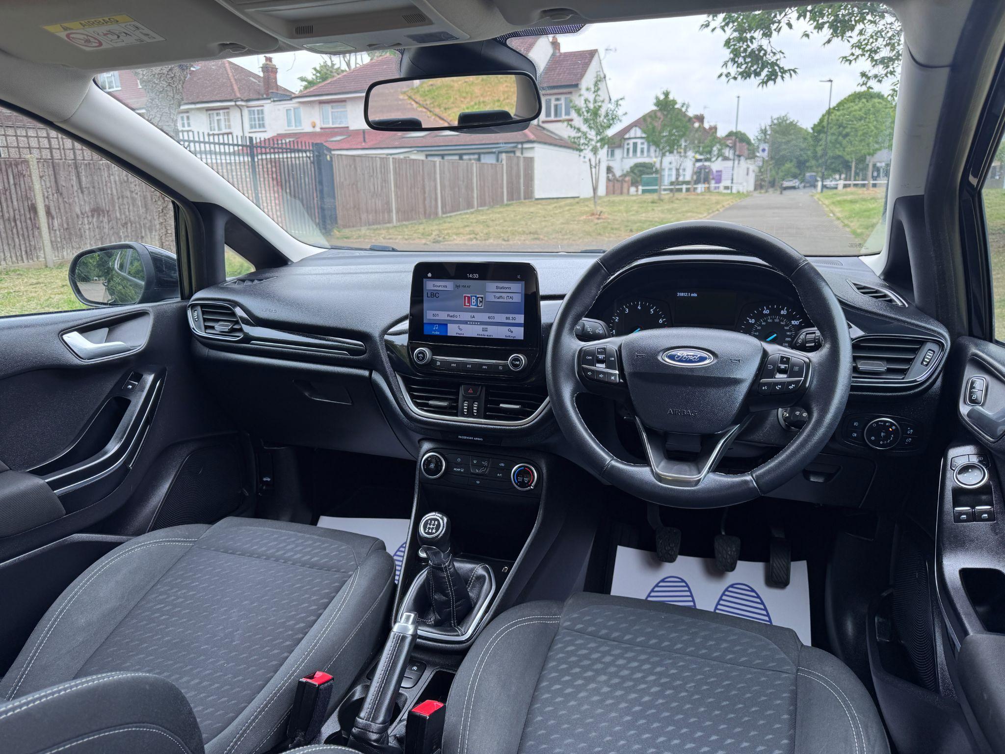 2018 Ford Fiesta image 13