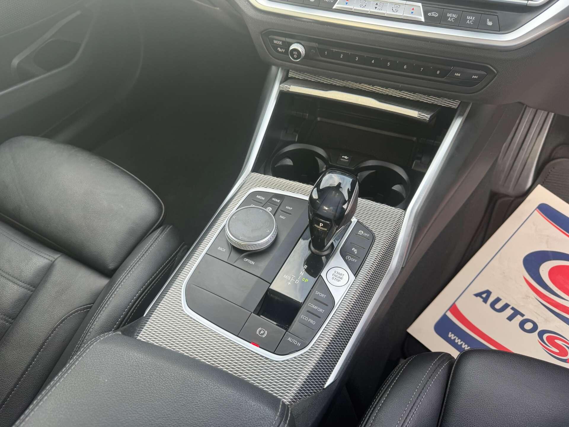 BMW 3 Series view 20