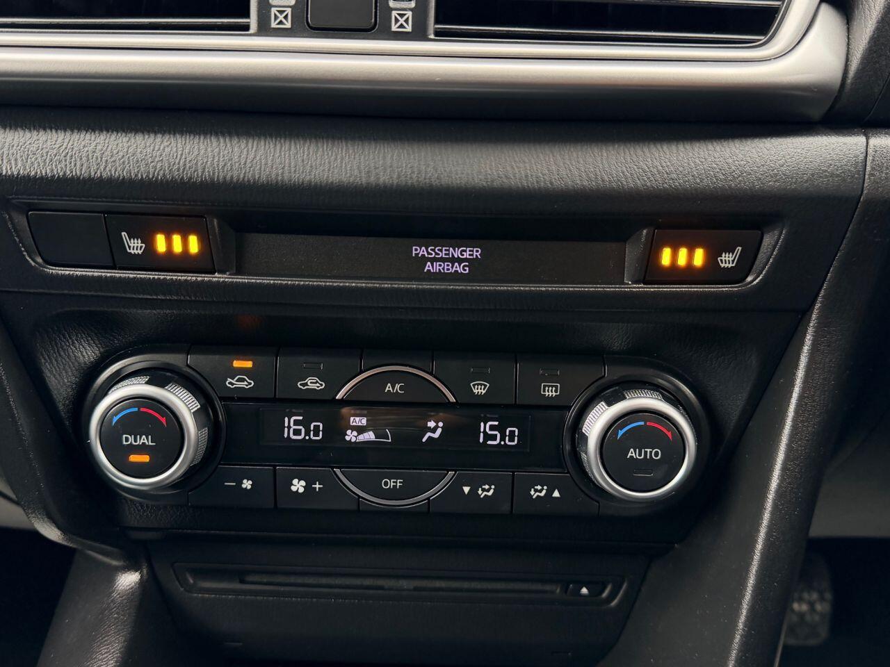 Mazda Mazda3 view 37