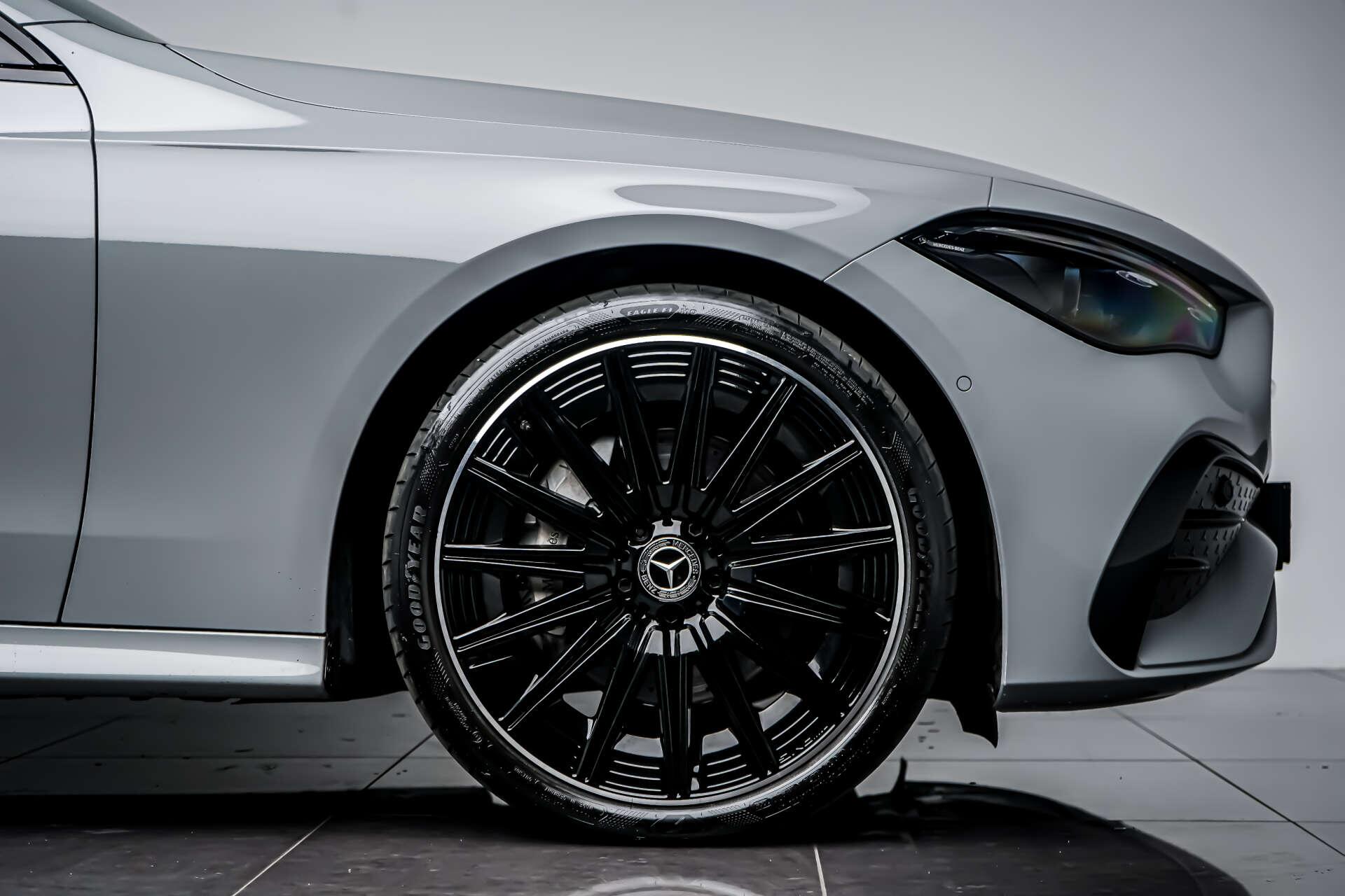 Mercedes-Benz Cle view 10