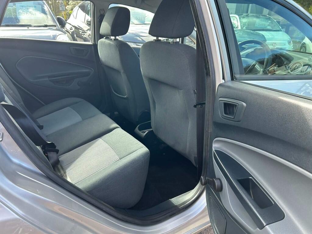 Ford Fiesta view 12