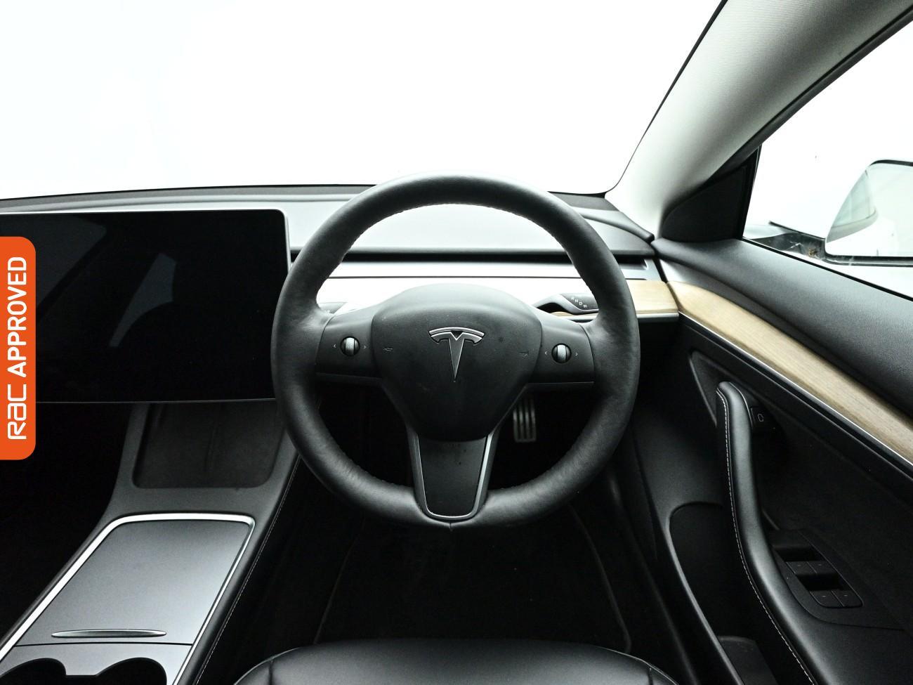 Tesla Model 3 view 10