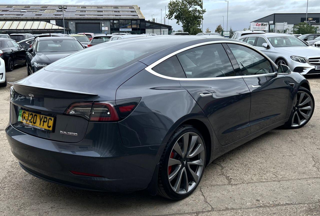 Tesla Model 3 view 4