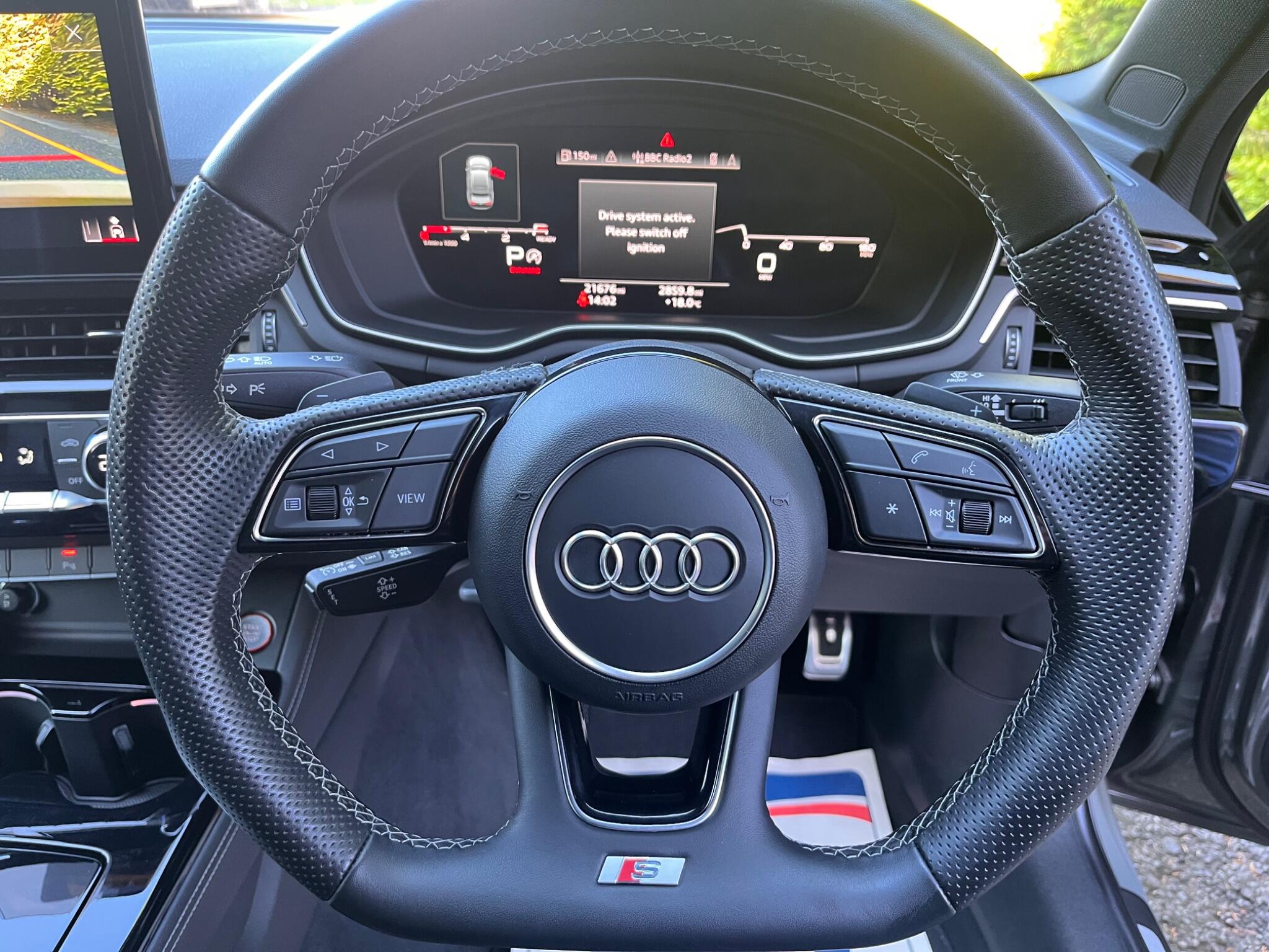 Audi S4 view 25