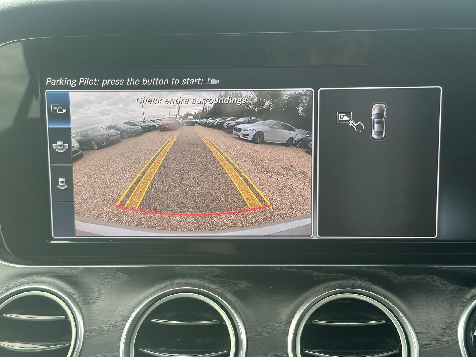 Mercedes-Benz E Class view 14