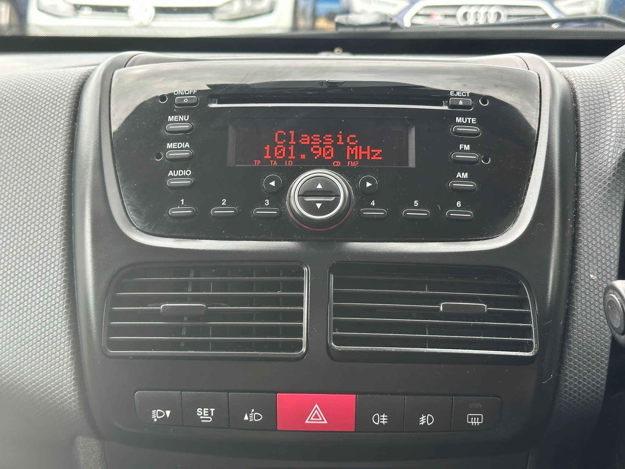 Fiat Doblo view 12