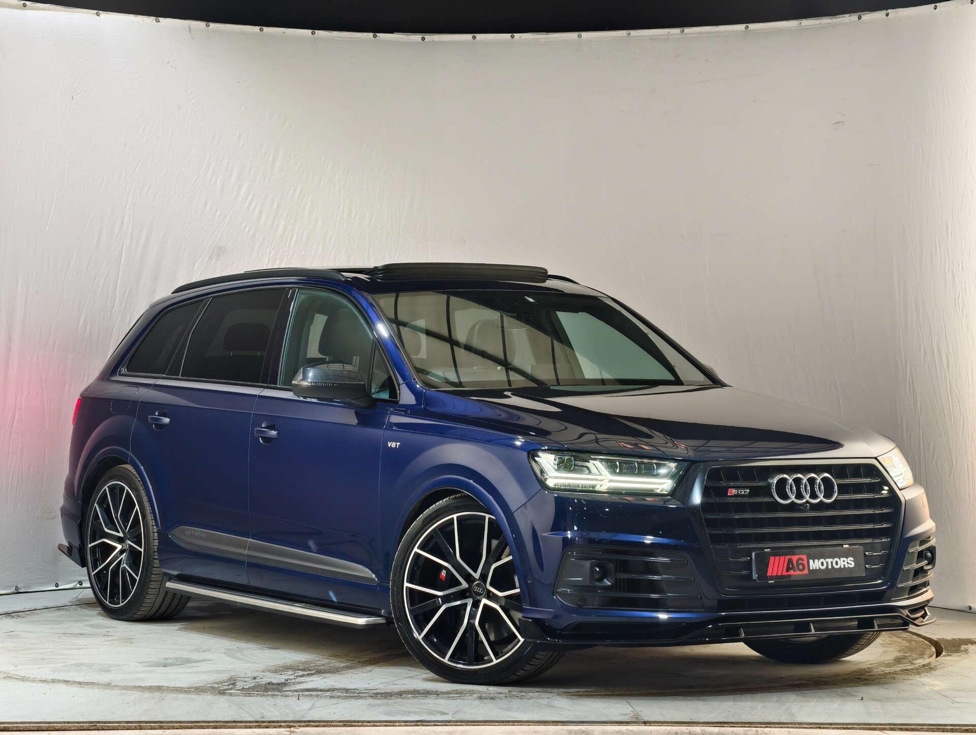Audi SQ7 view 6
