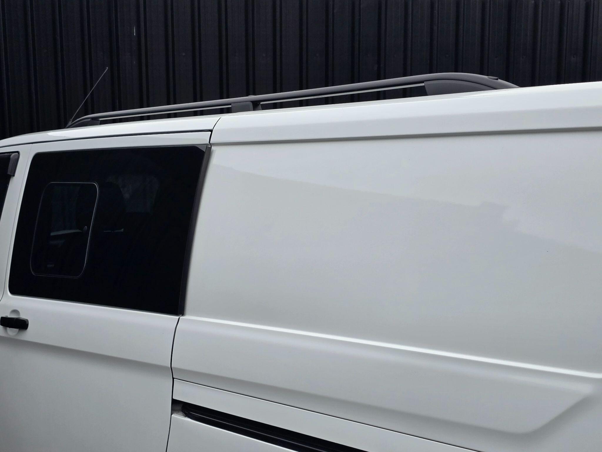 Ford Transit Custom view 43