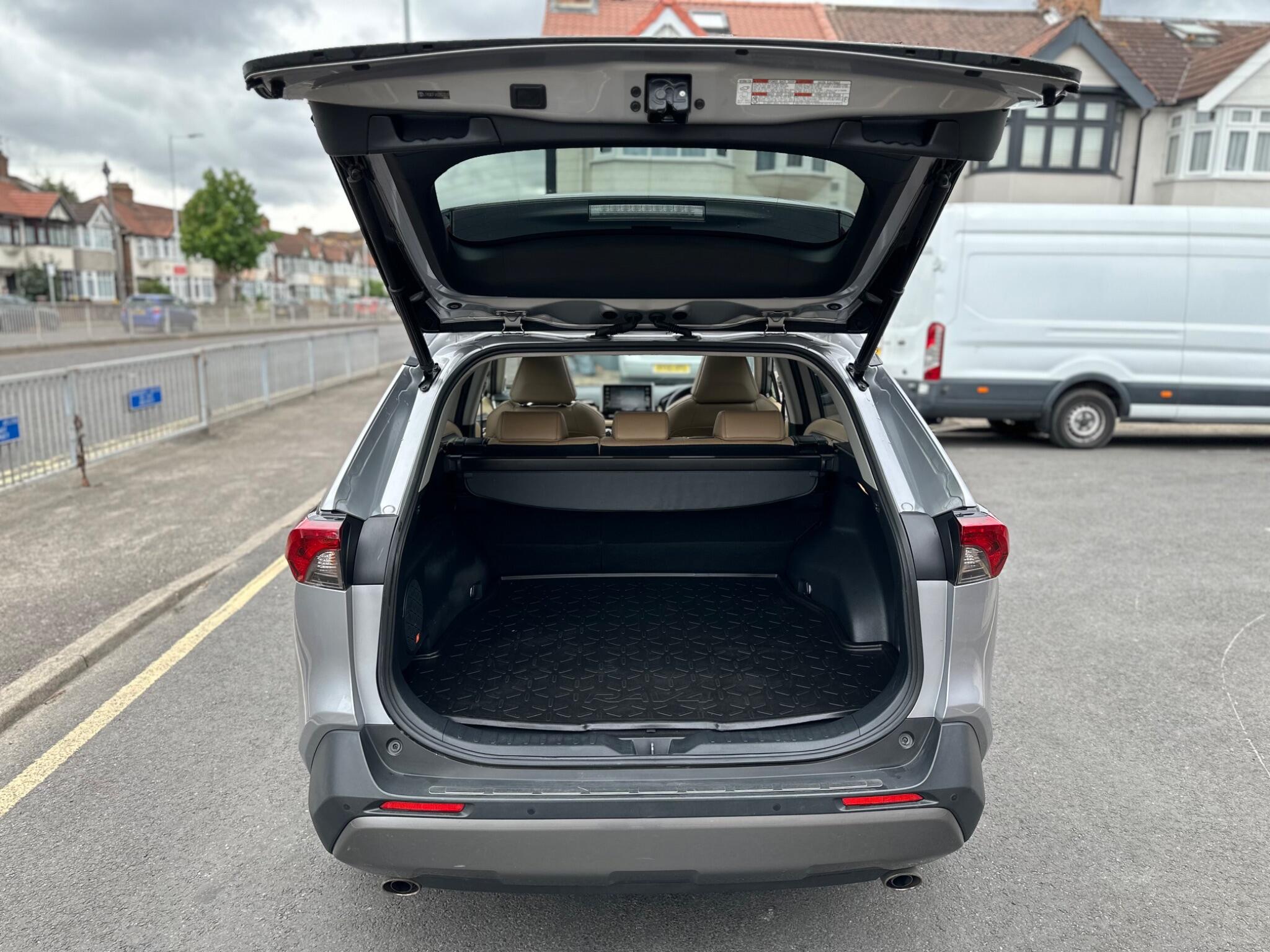 Toyota Rav4 view 33