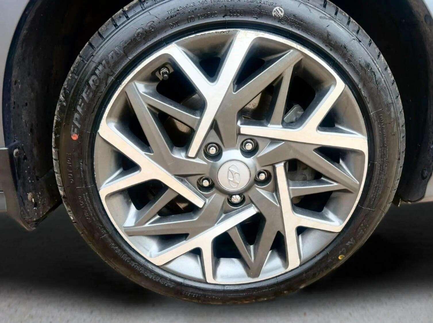 Hyundai Kona view 67
