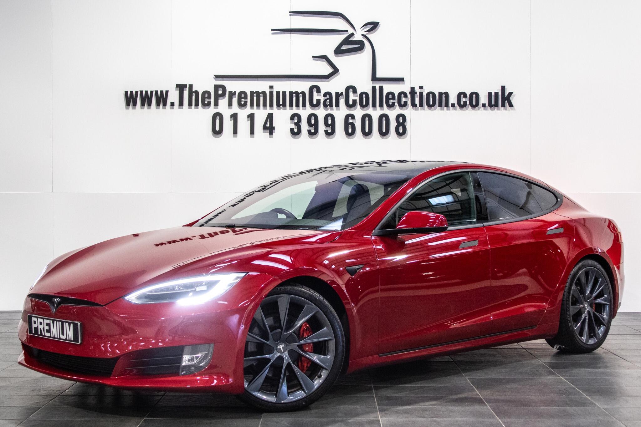 Tesla Model S view 3