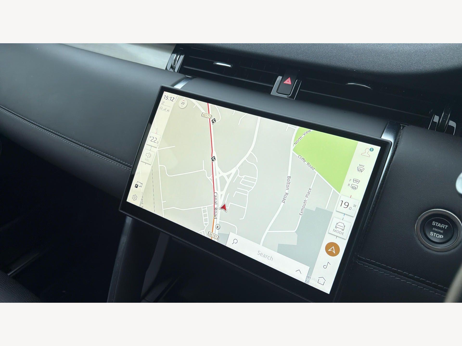 Land Rover Discovery Sport view 13