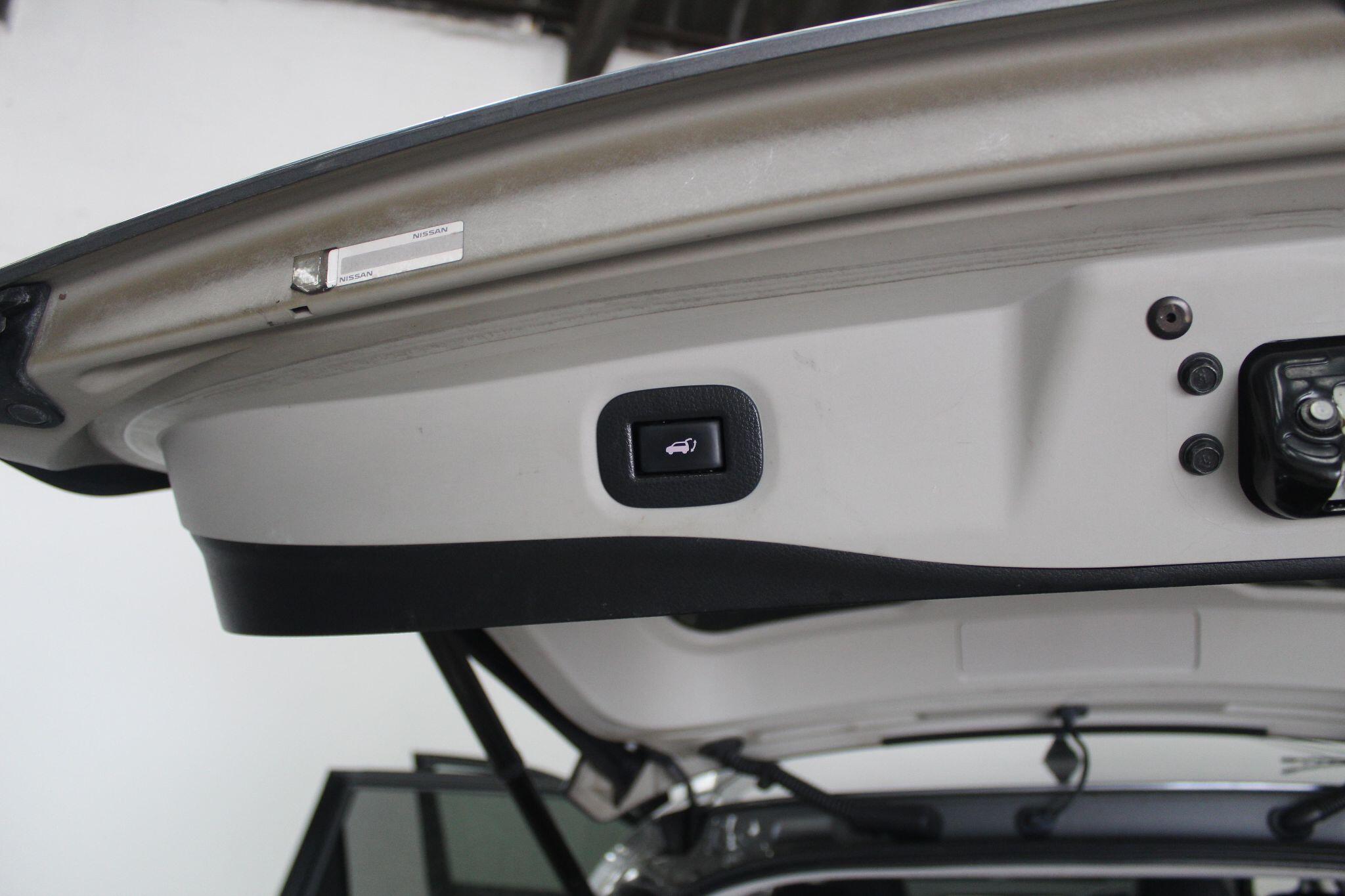 Nissan X-Trail view 26