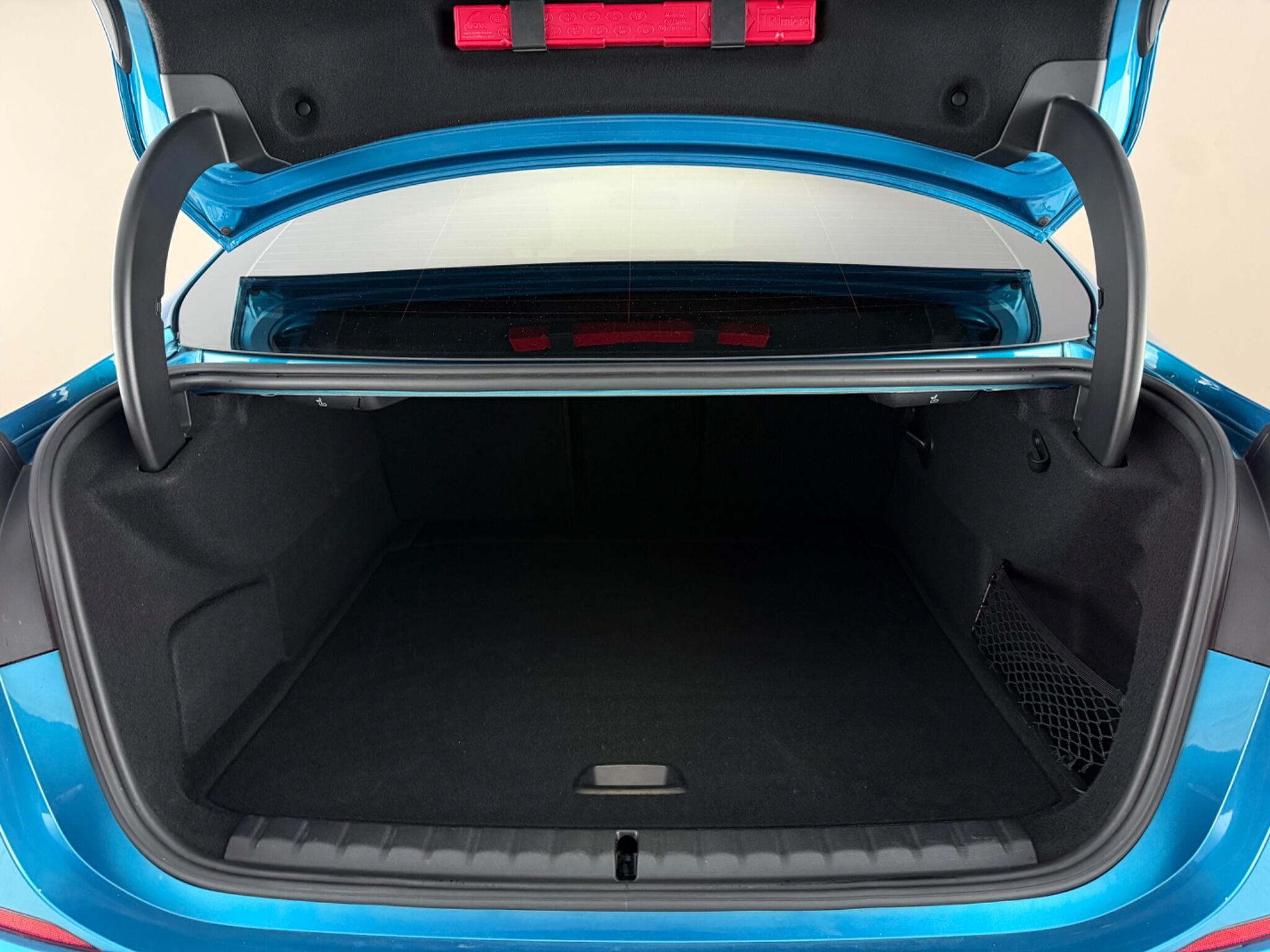 BMW 2 Series view 9